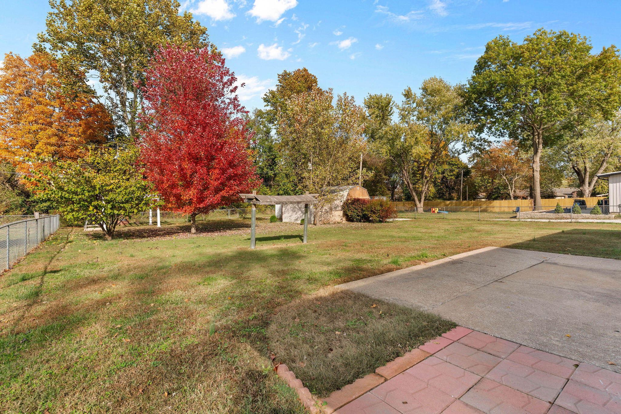 property viewer photo 23