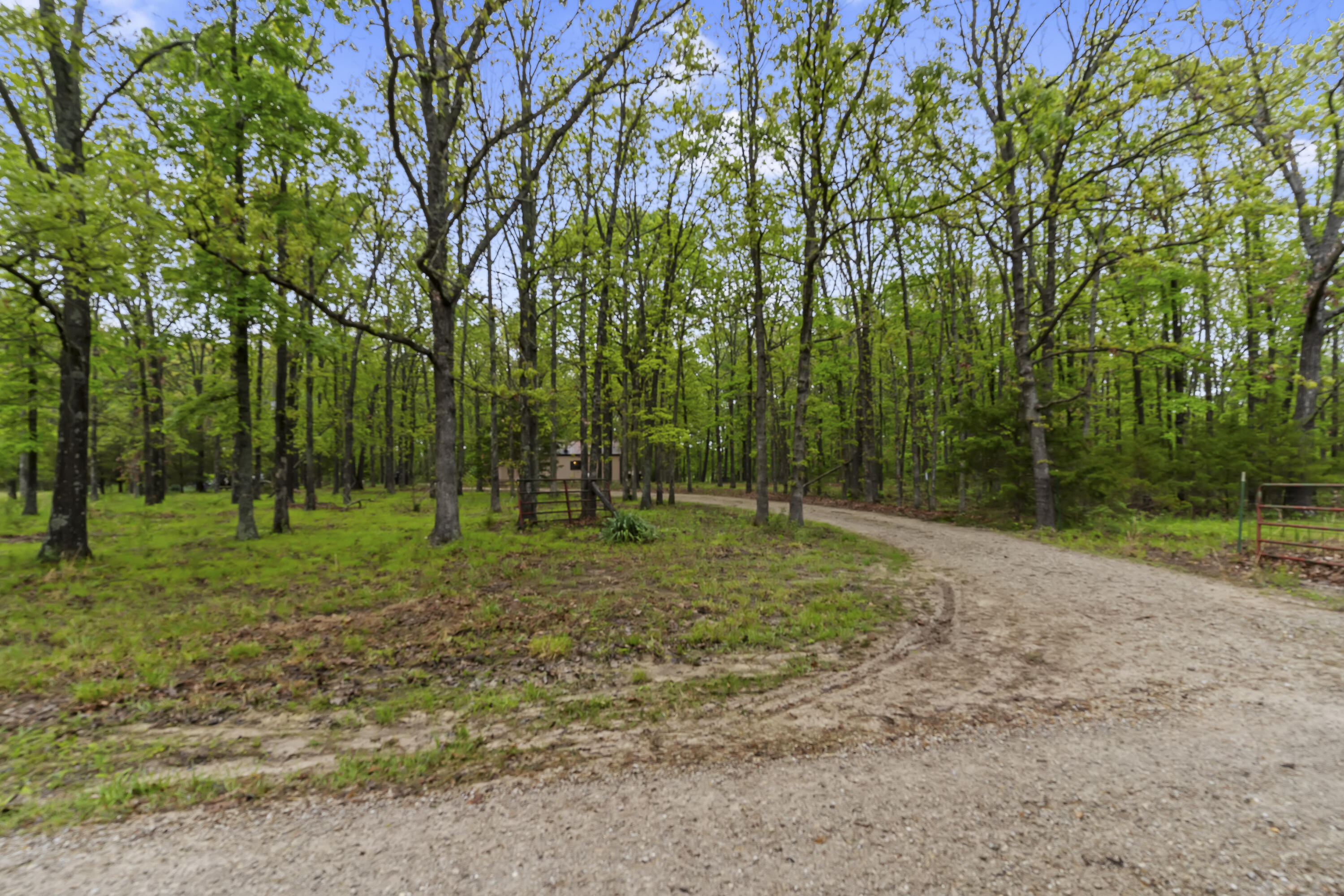 property viewer photo 1