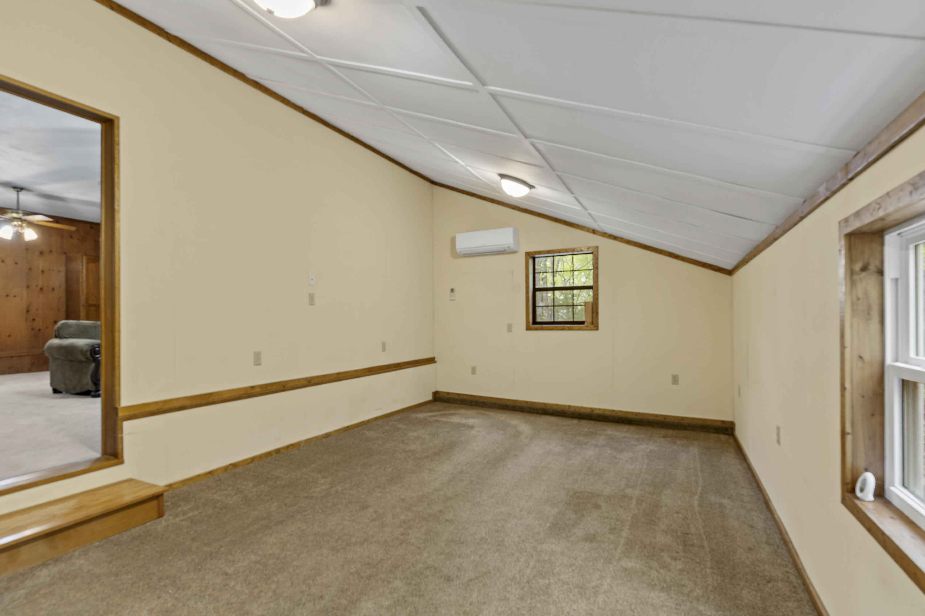 property viewer photo 14