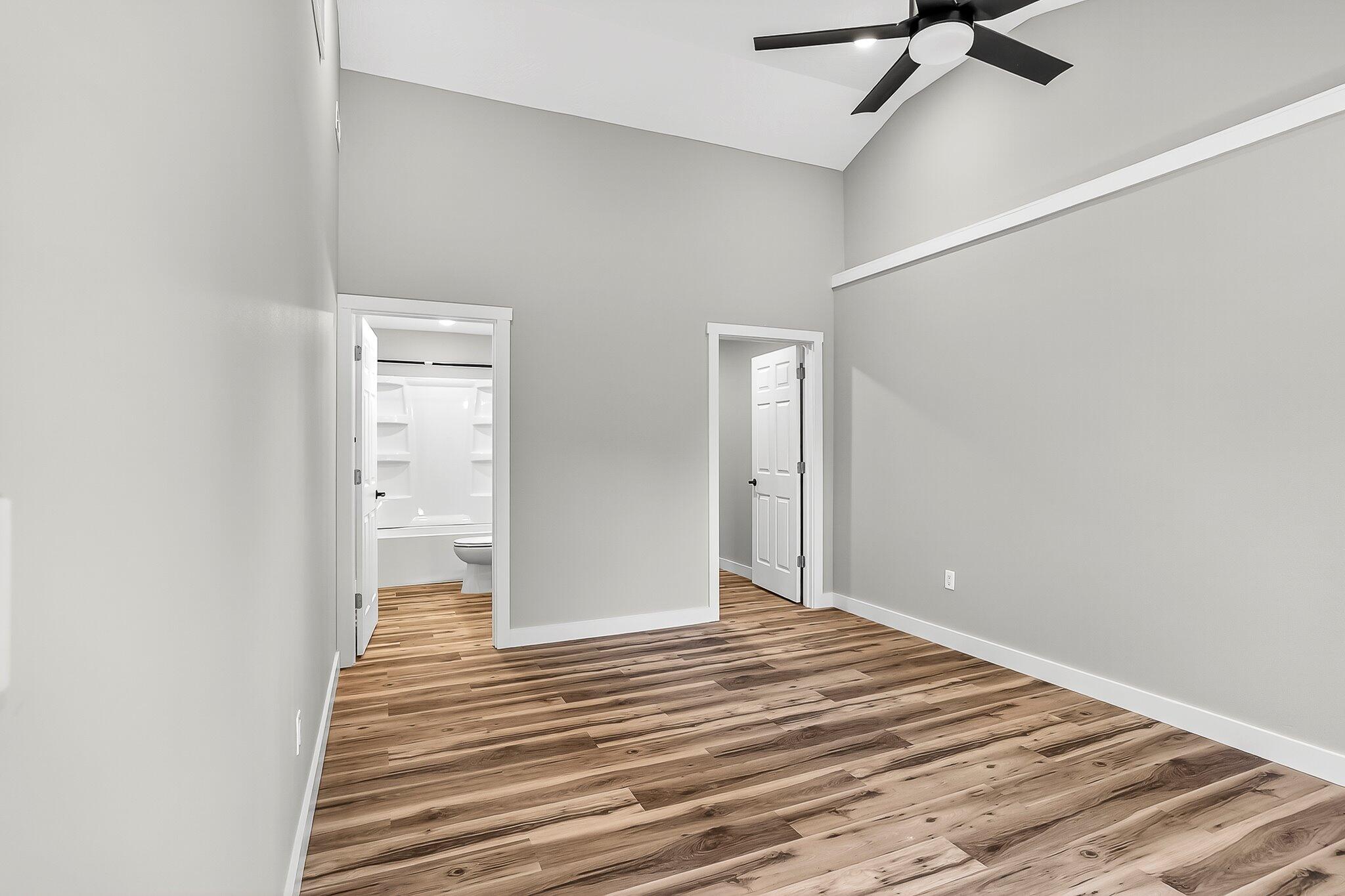 property viewer photo 15