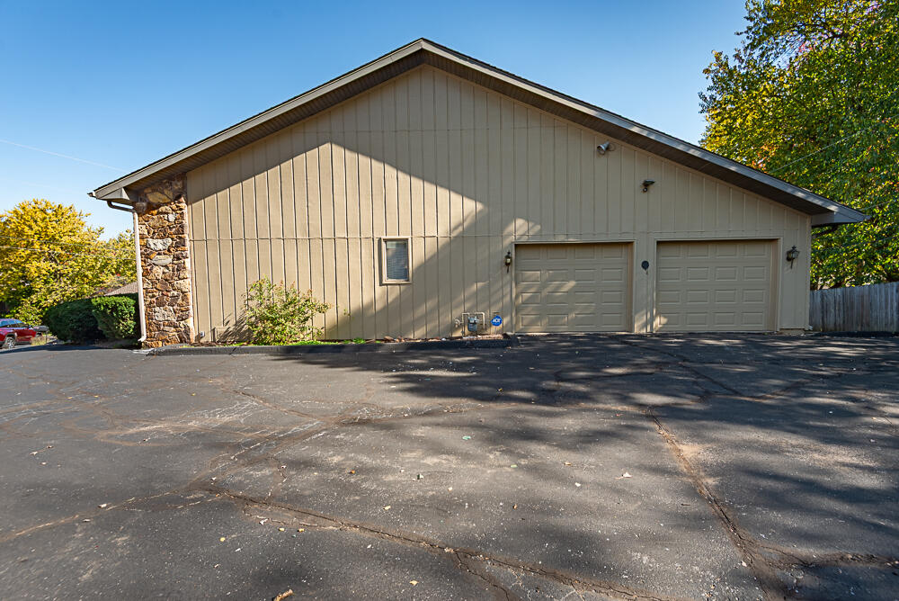 main property photo 66