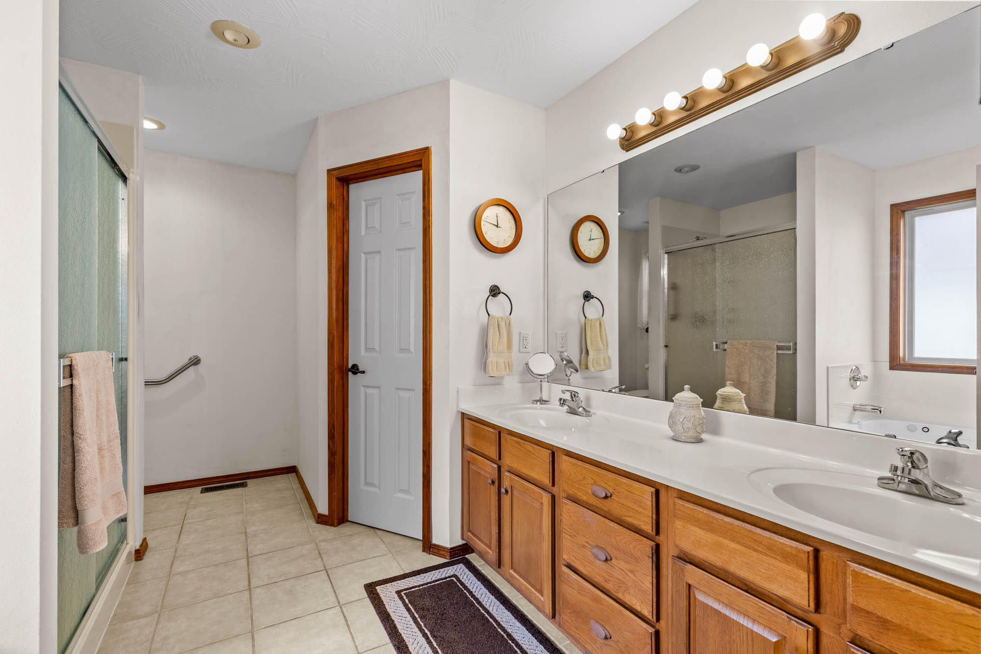 property viewer photo 14