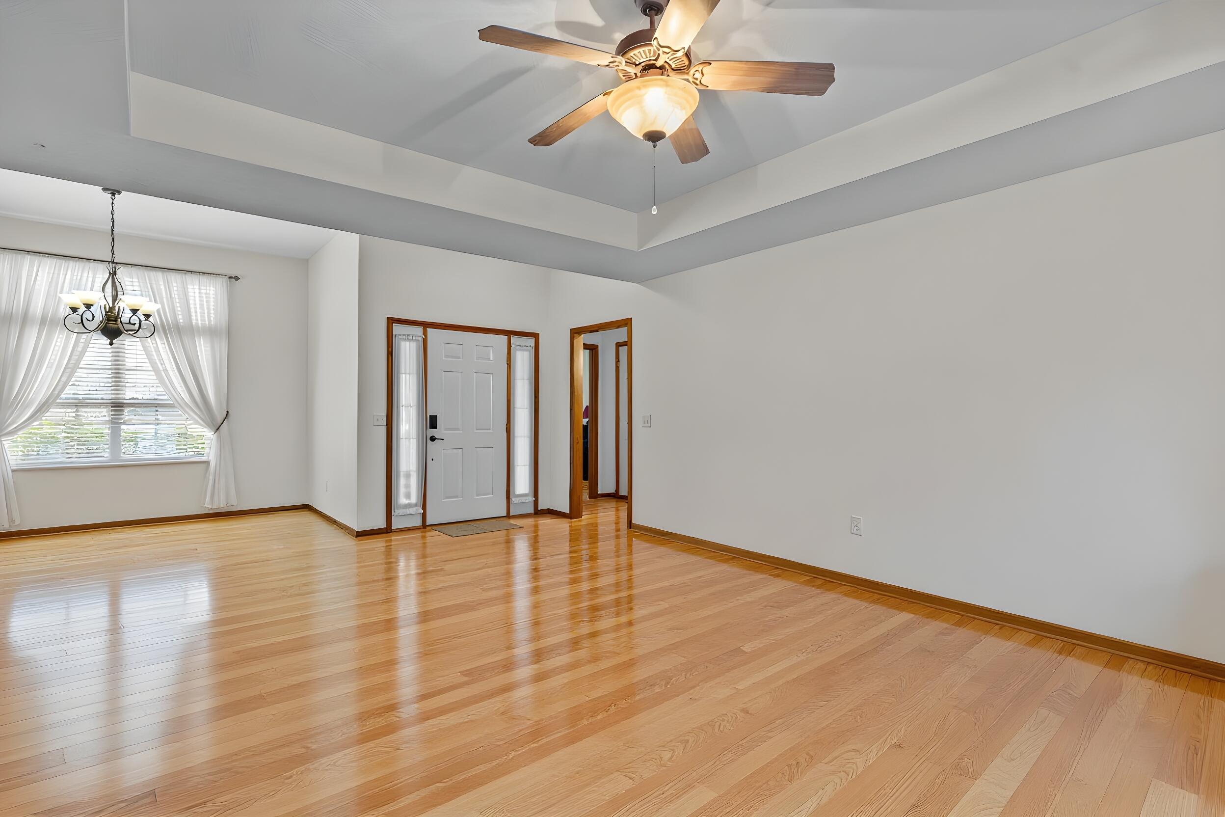 property viewer photo 6