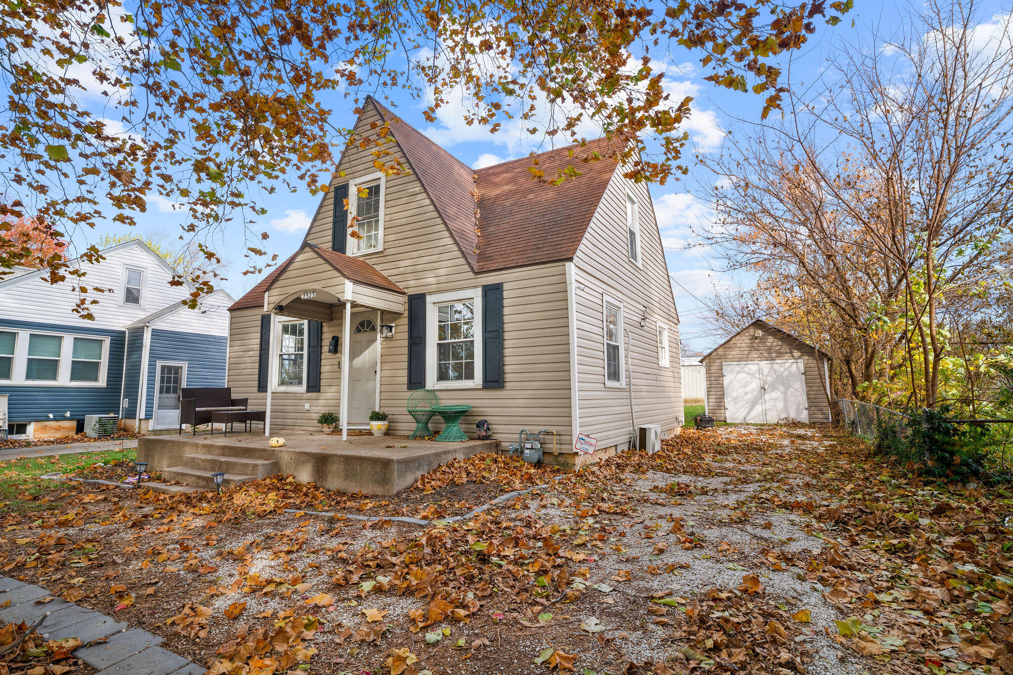 main property photo 17