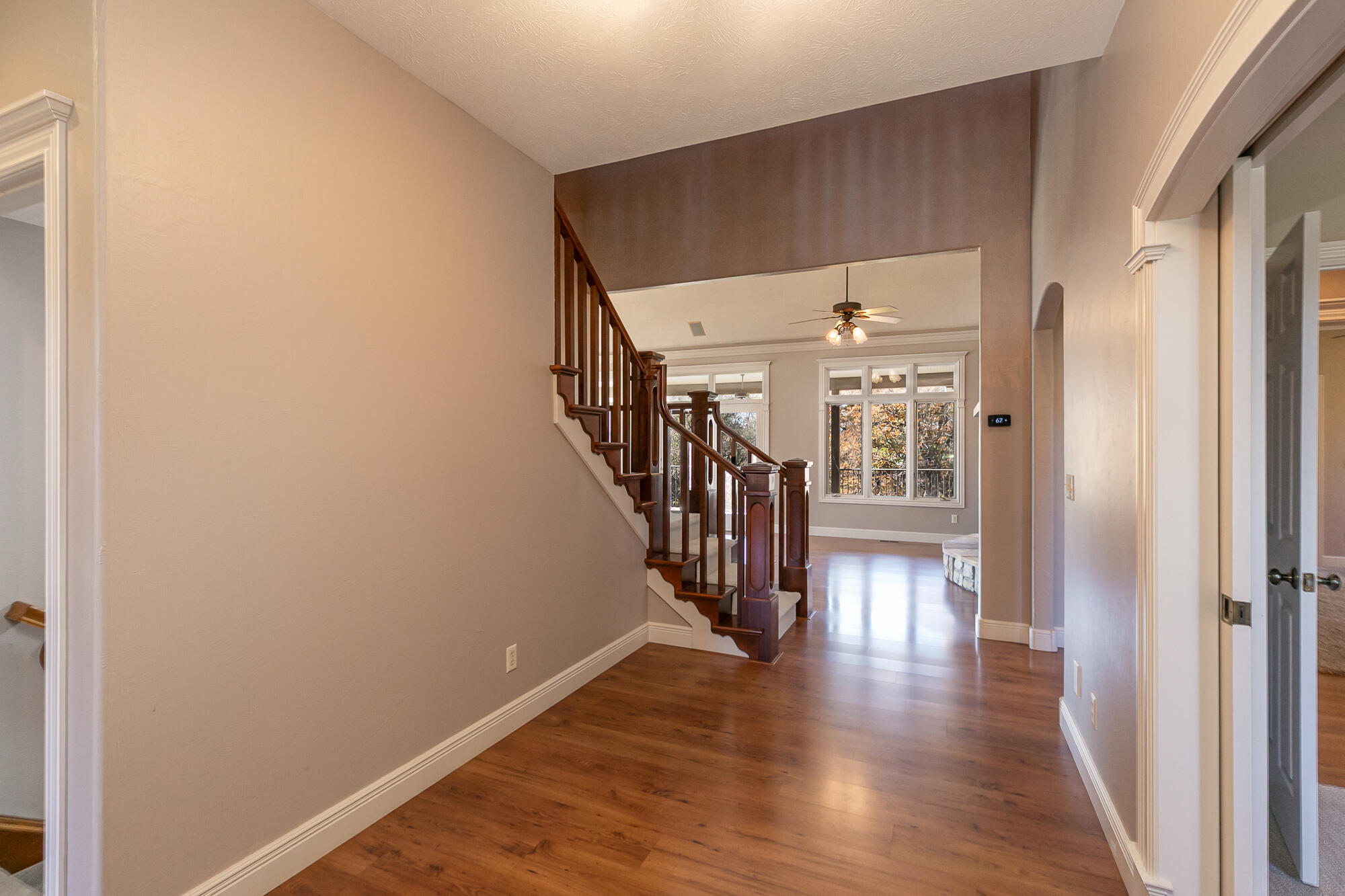 property viewer photo 11