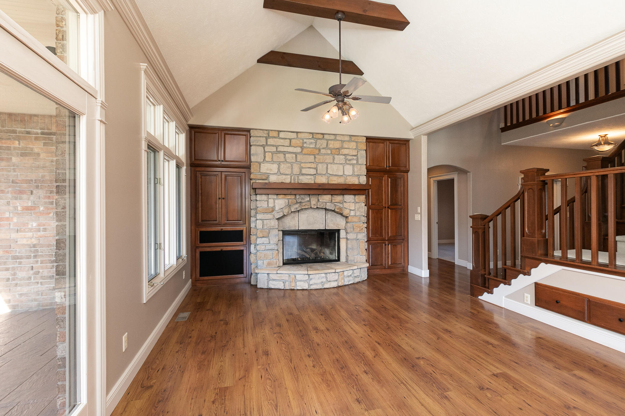property viewer photo 13