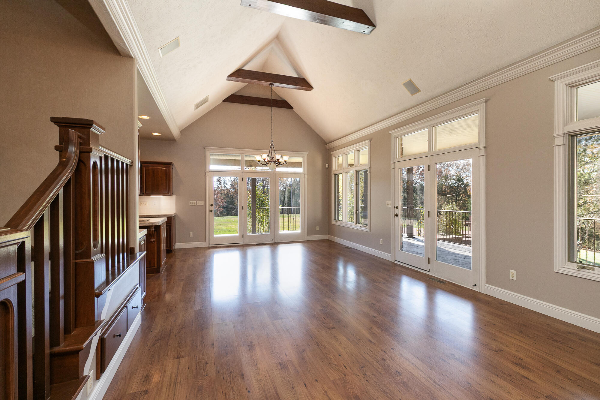 property viewer photo 14