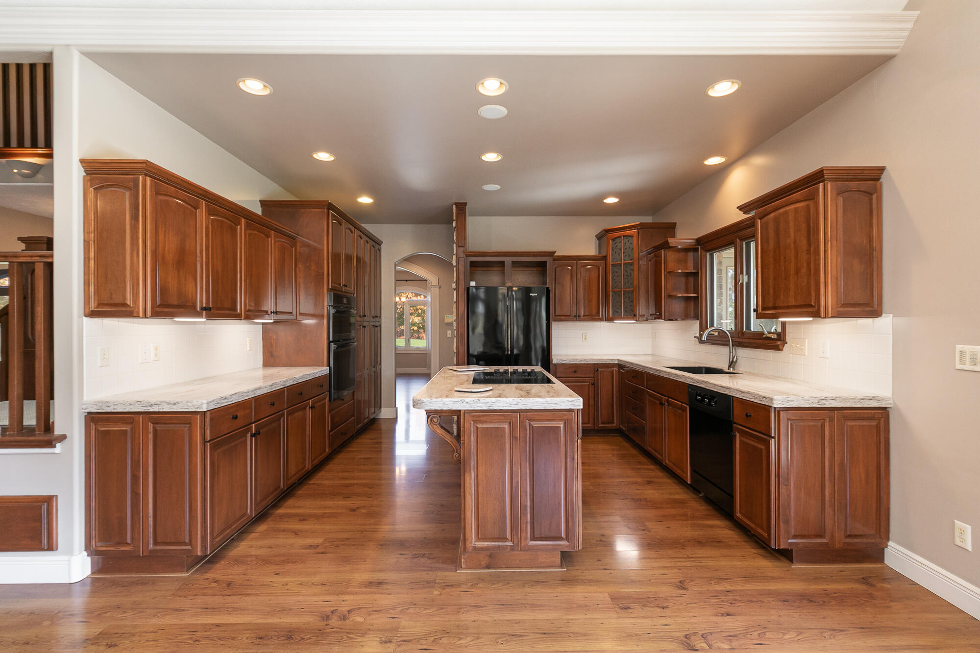 property viewer photo 16