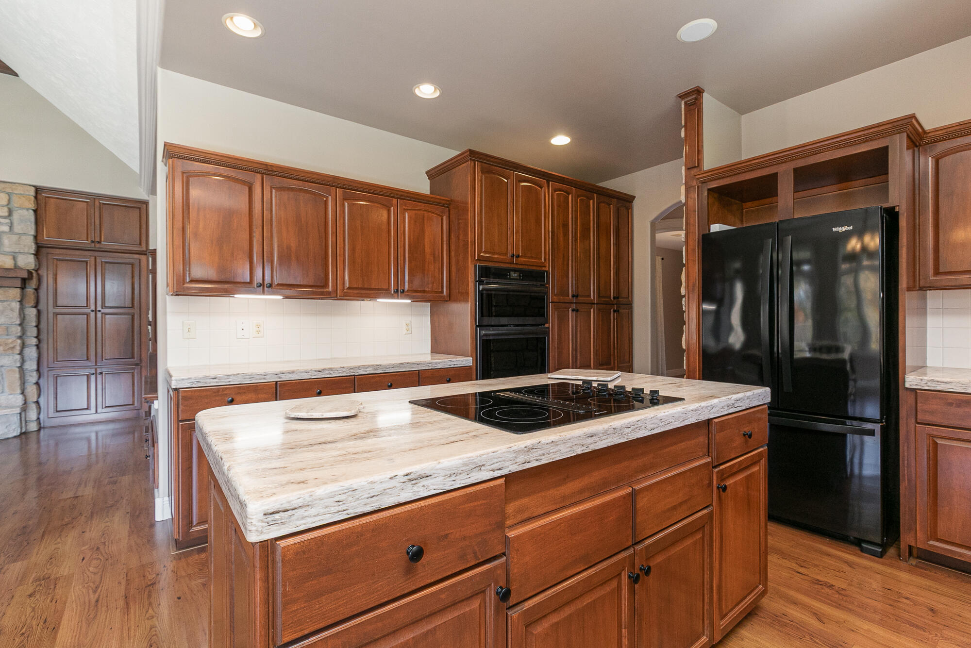 property viewer photo 18