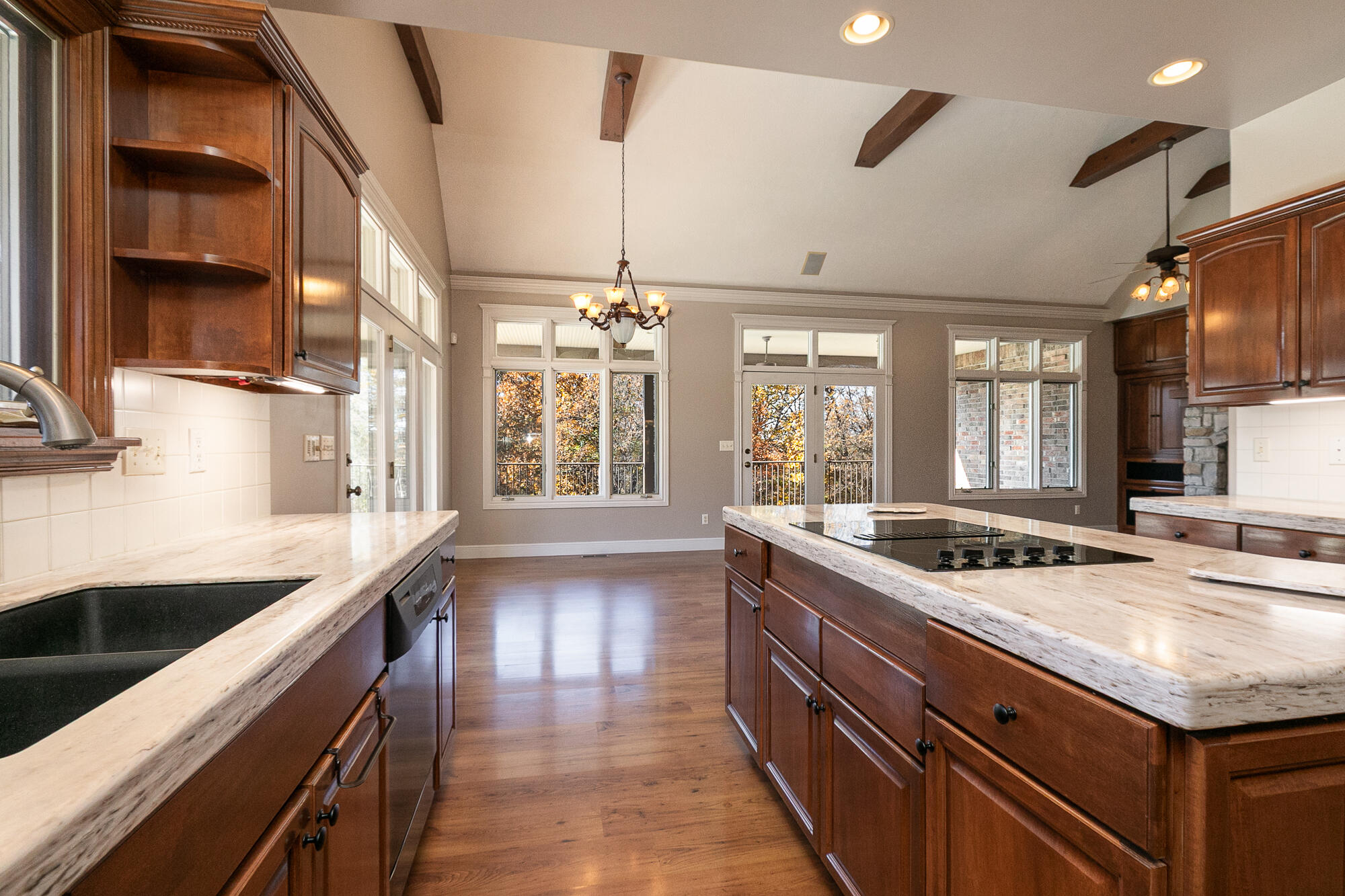 property viewer photo 19