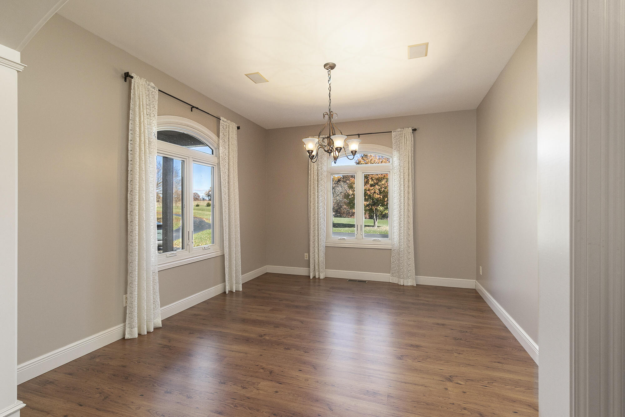 property viewer photo 23