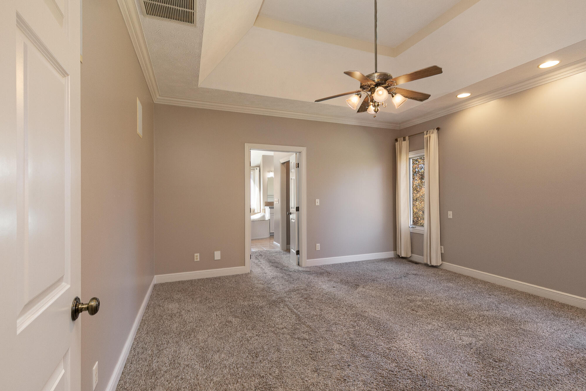 property viewer photo 31
