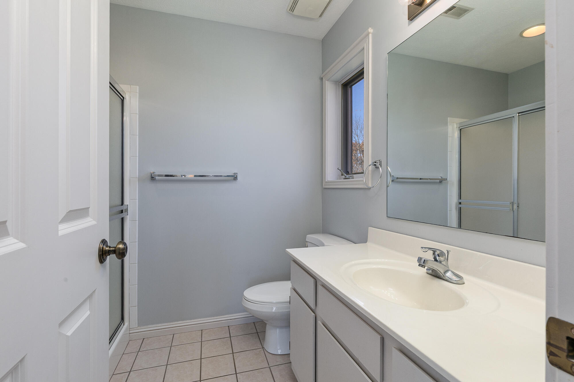 property viewer photo 42