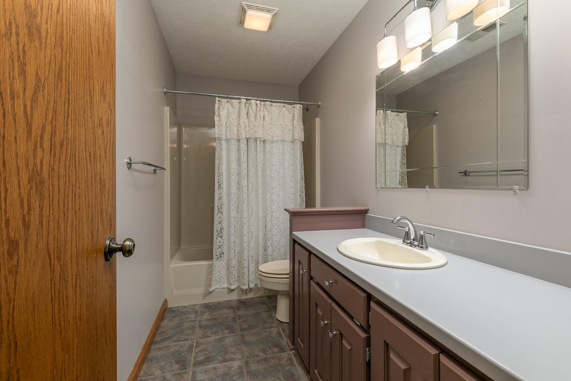 property viewer photo 59