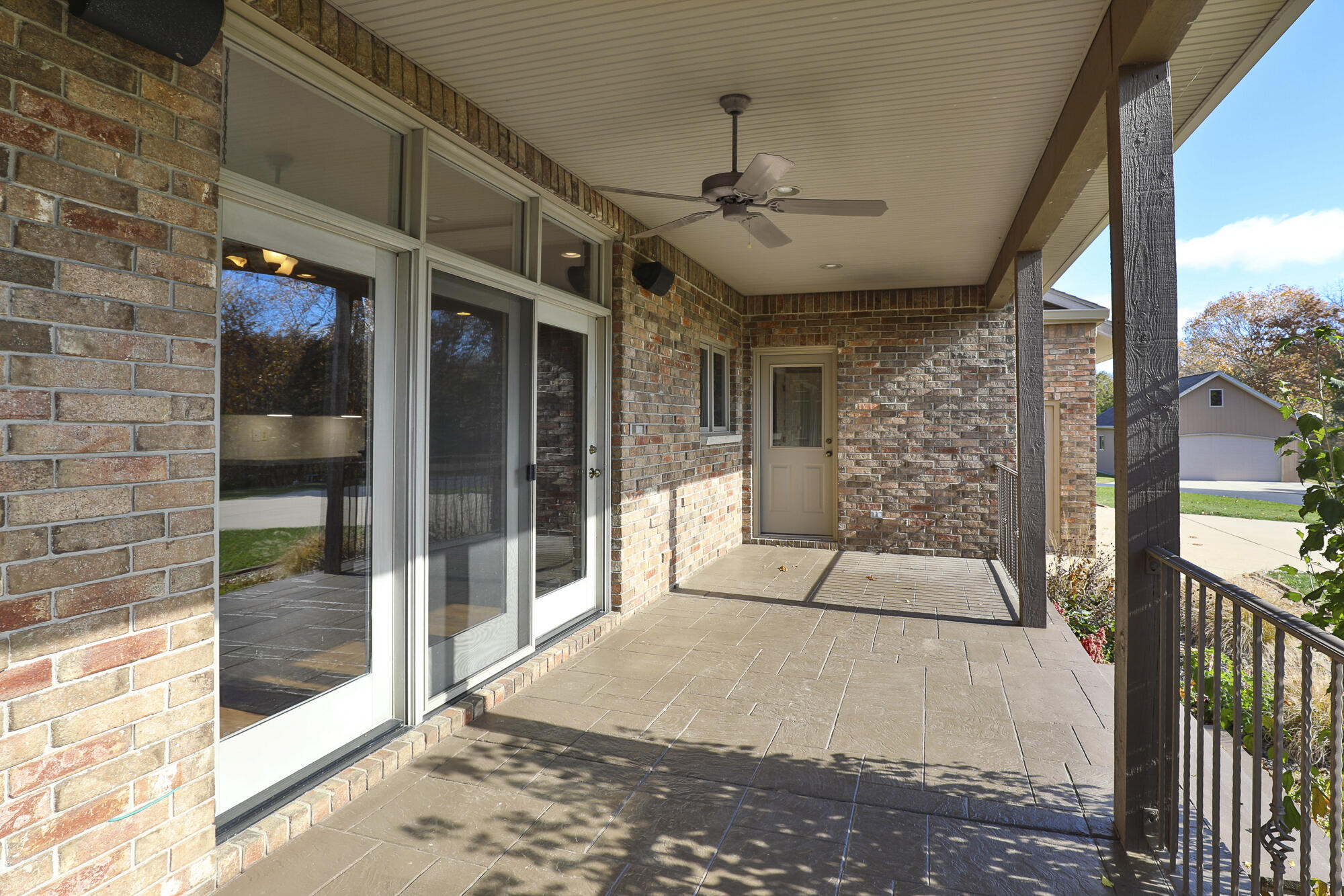 property viewer photo 64