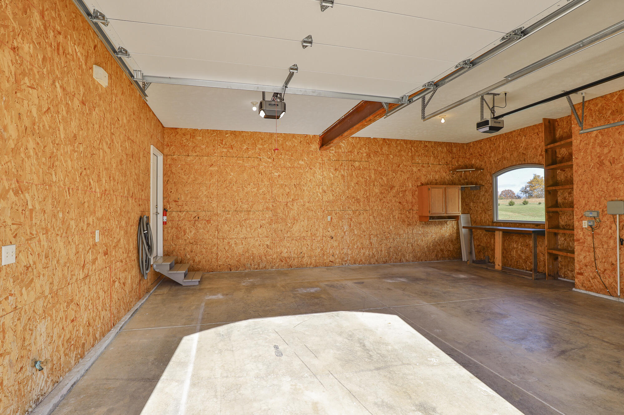 property viewer photo 68