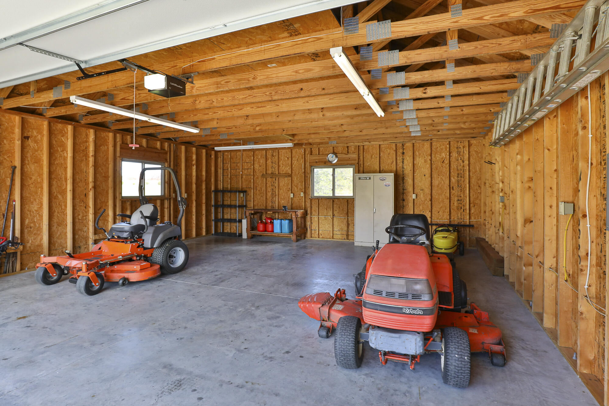 property viewer photo 72