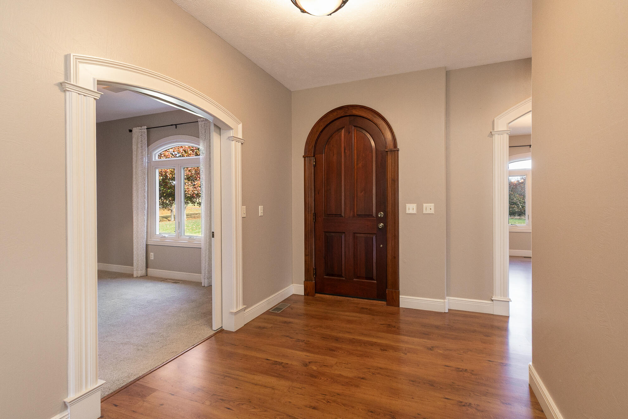 property viewer photo 9