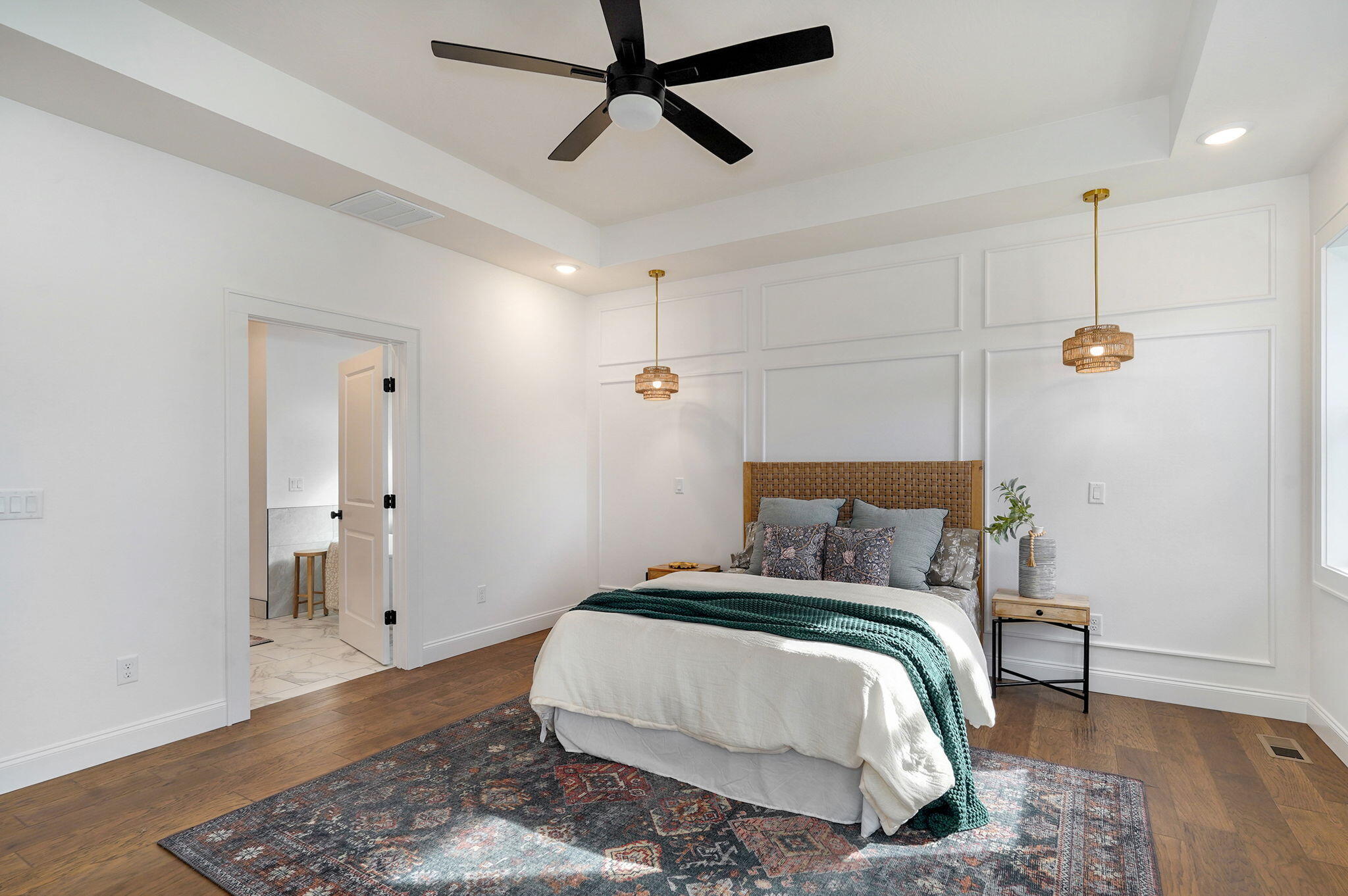 property viewer photo 18