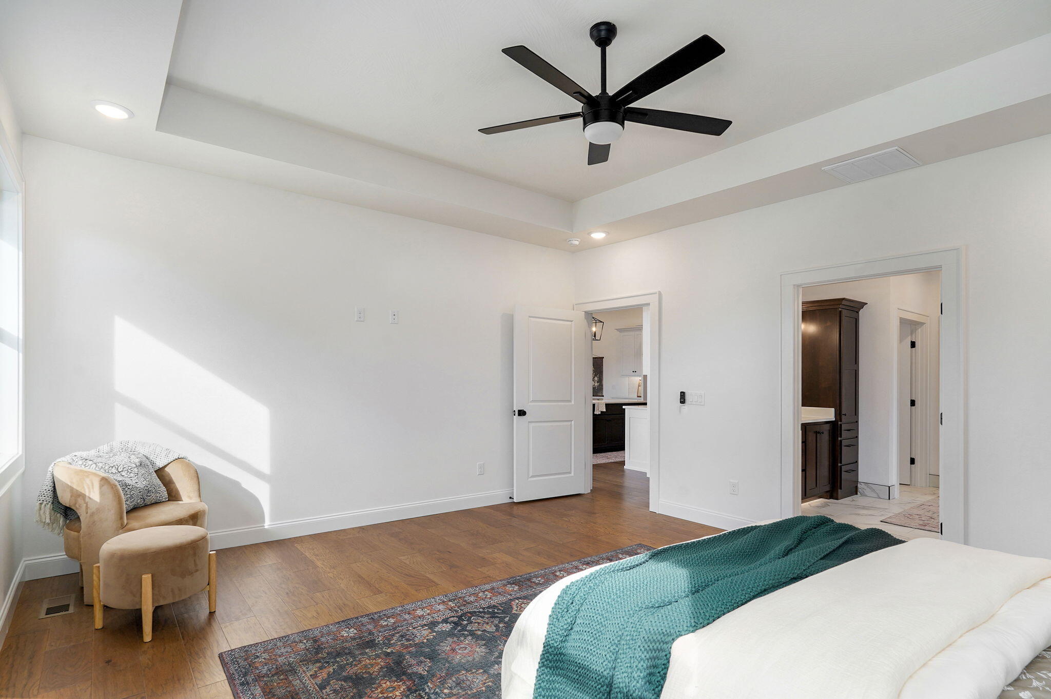 property viewer photo 19