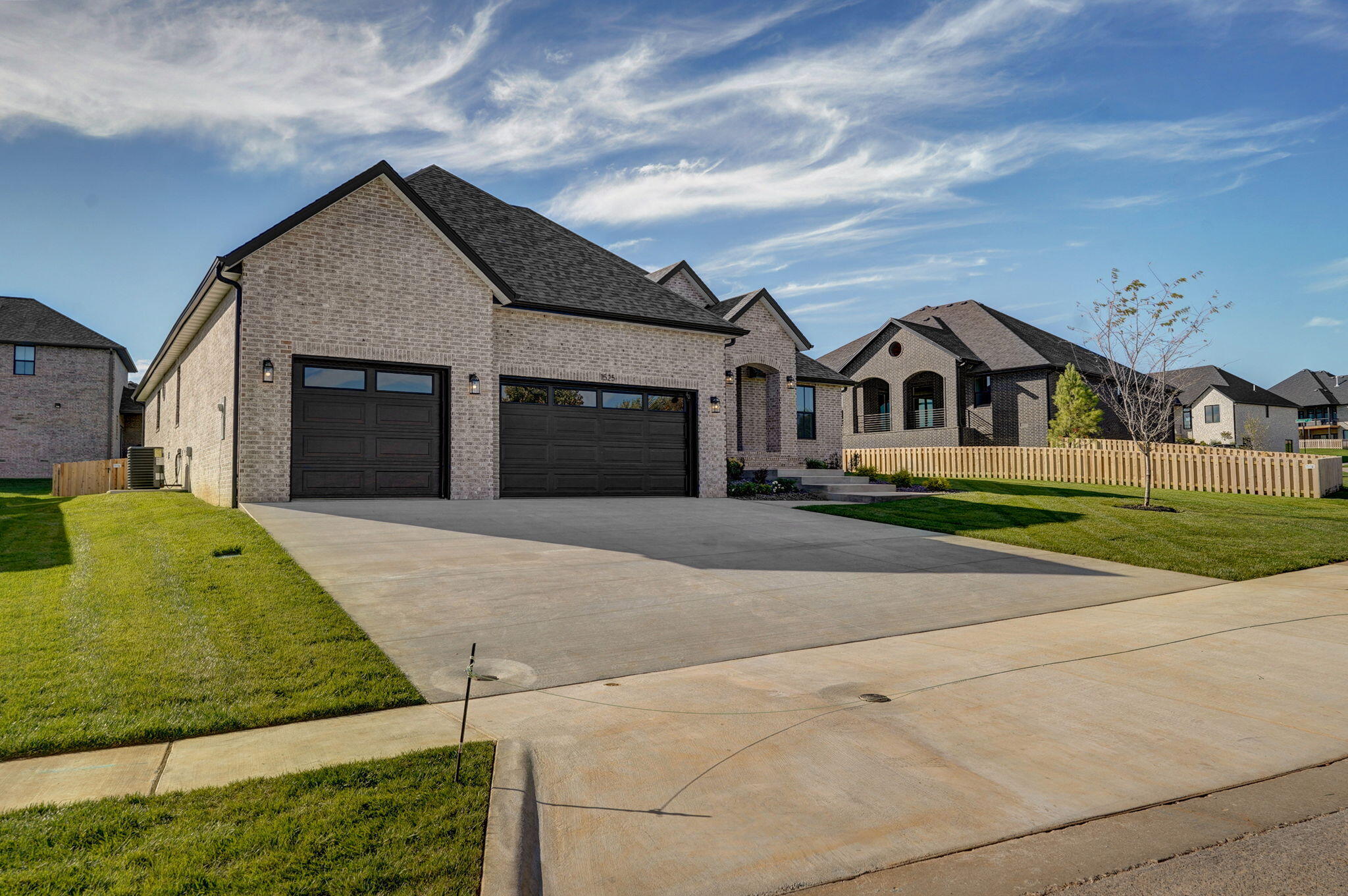 property viewer photo 2
