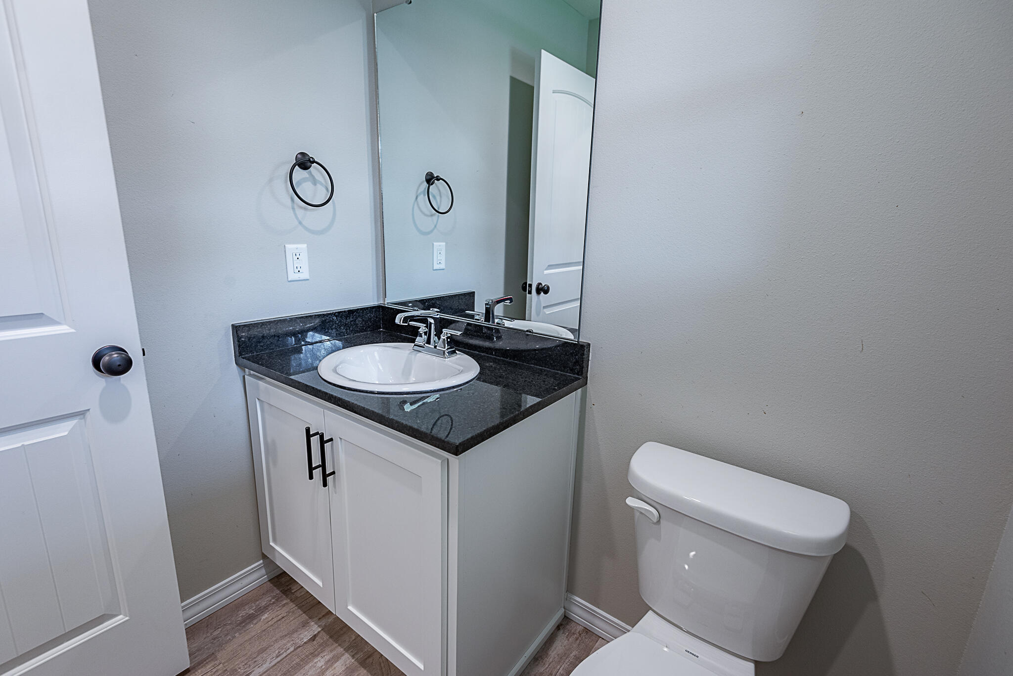 property viewer photo 15
