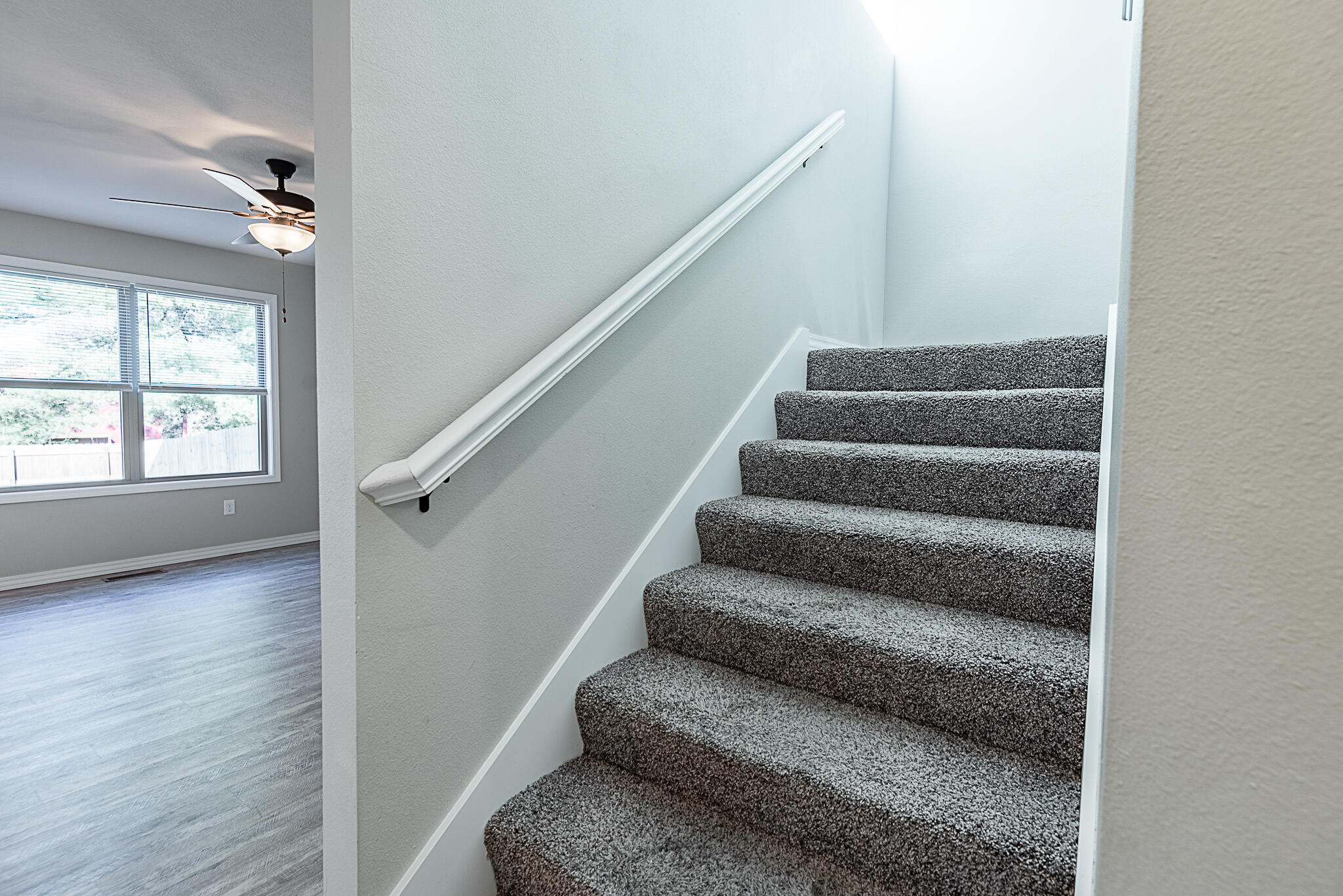 property viewer photo 16