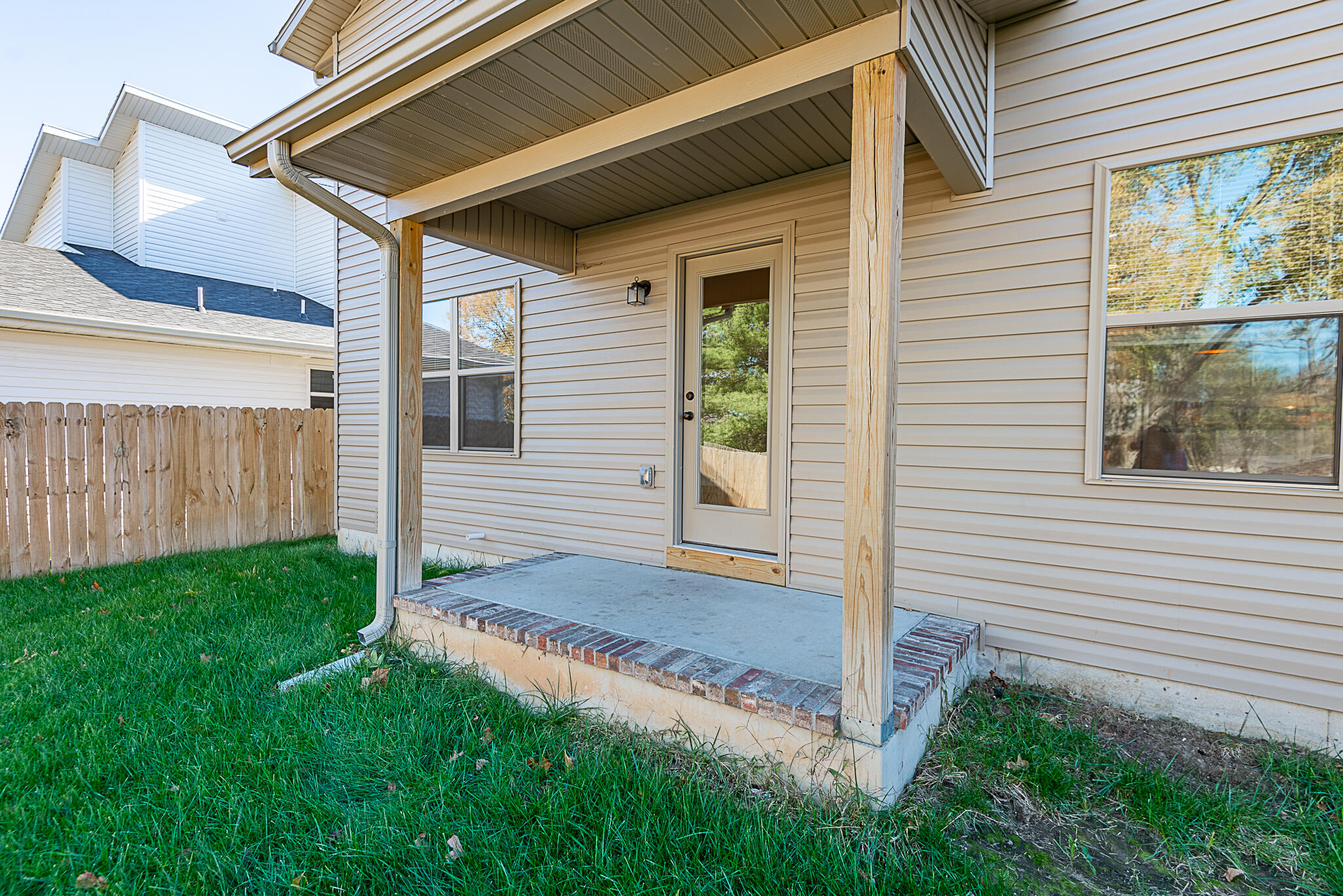 property viewer photo 36
