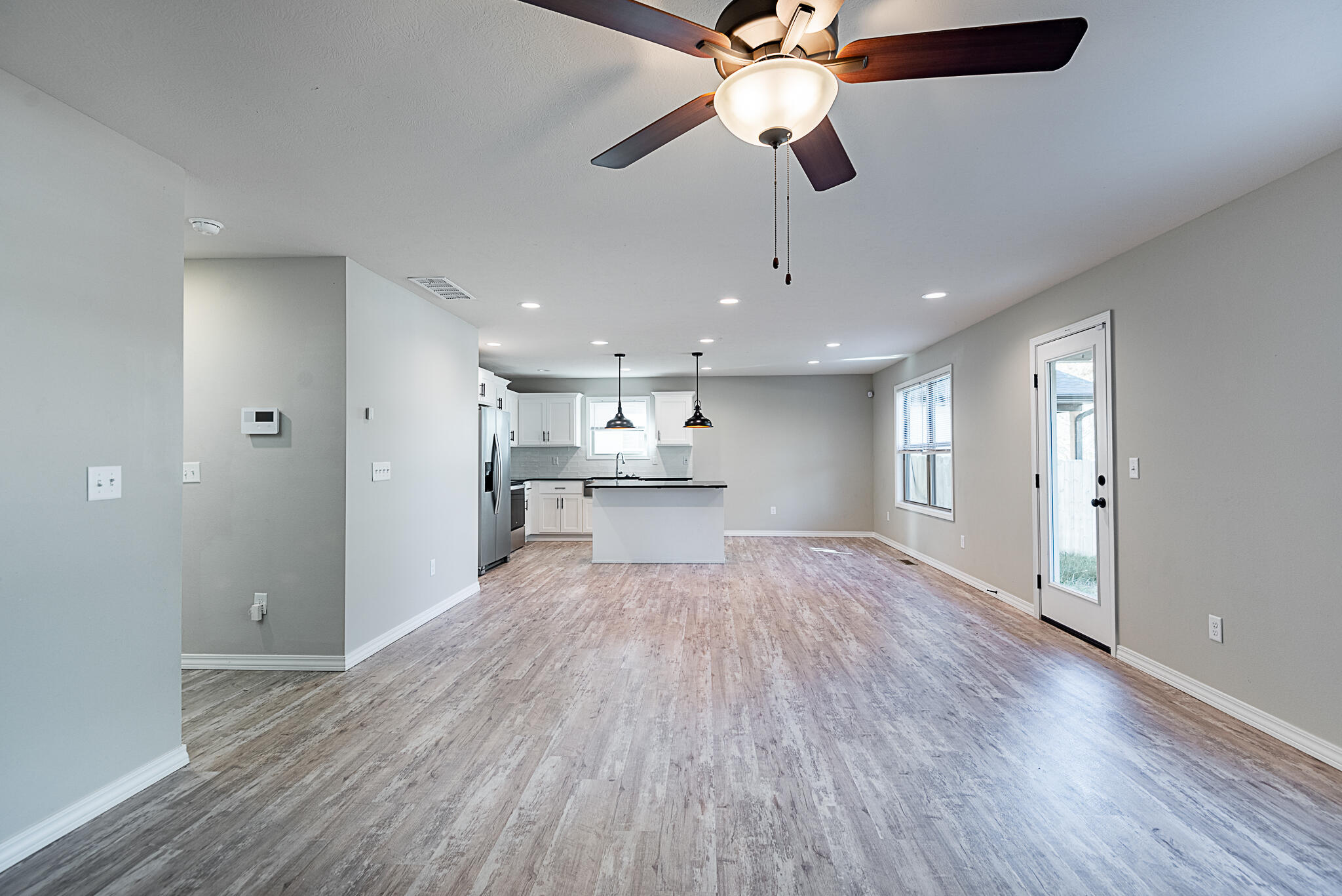 property viewer photo 4
