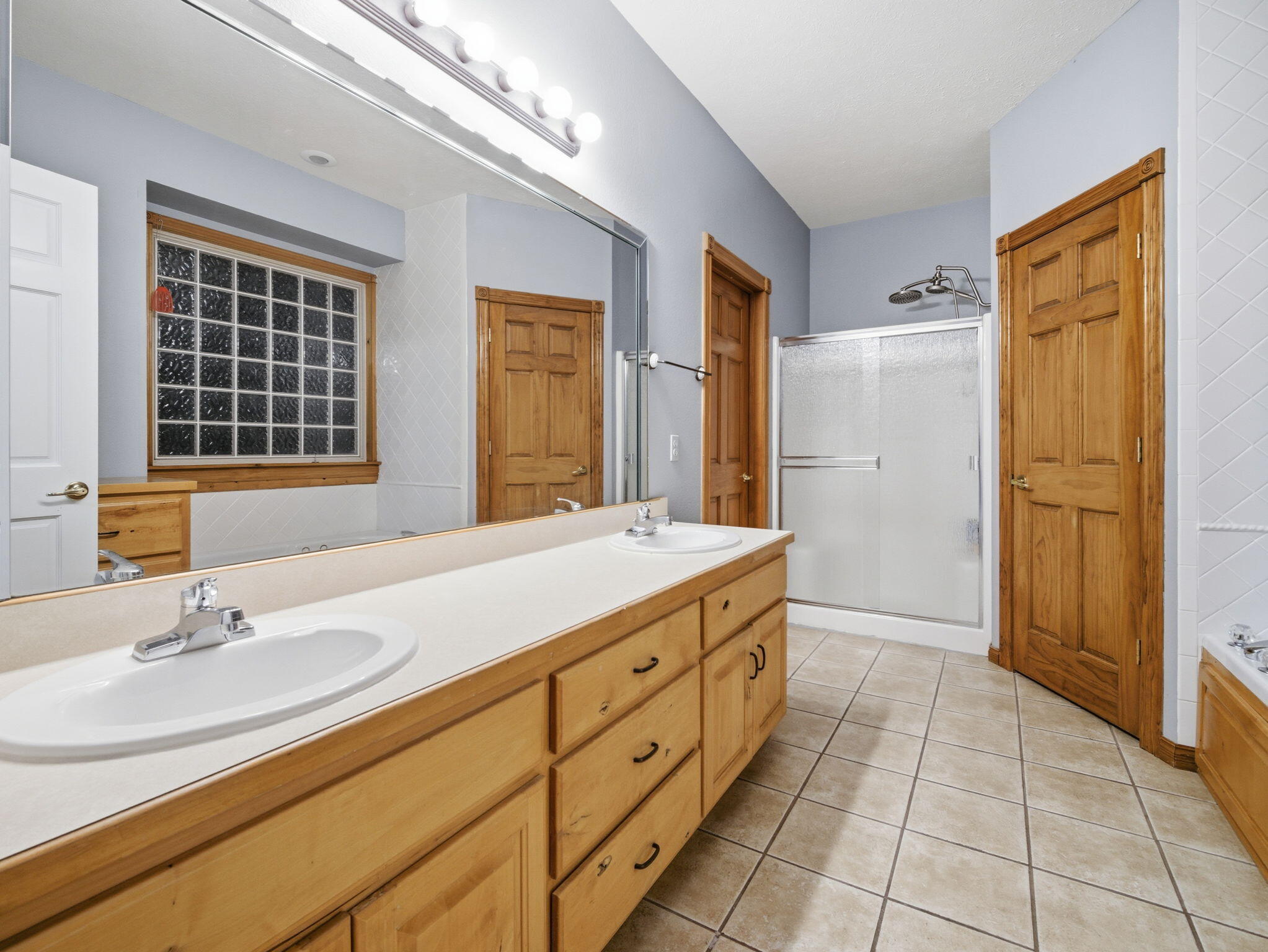 property viewer photo 22
