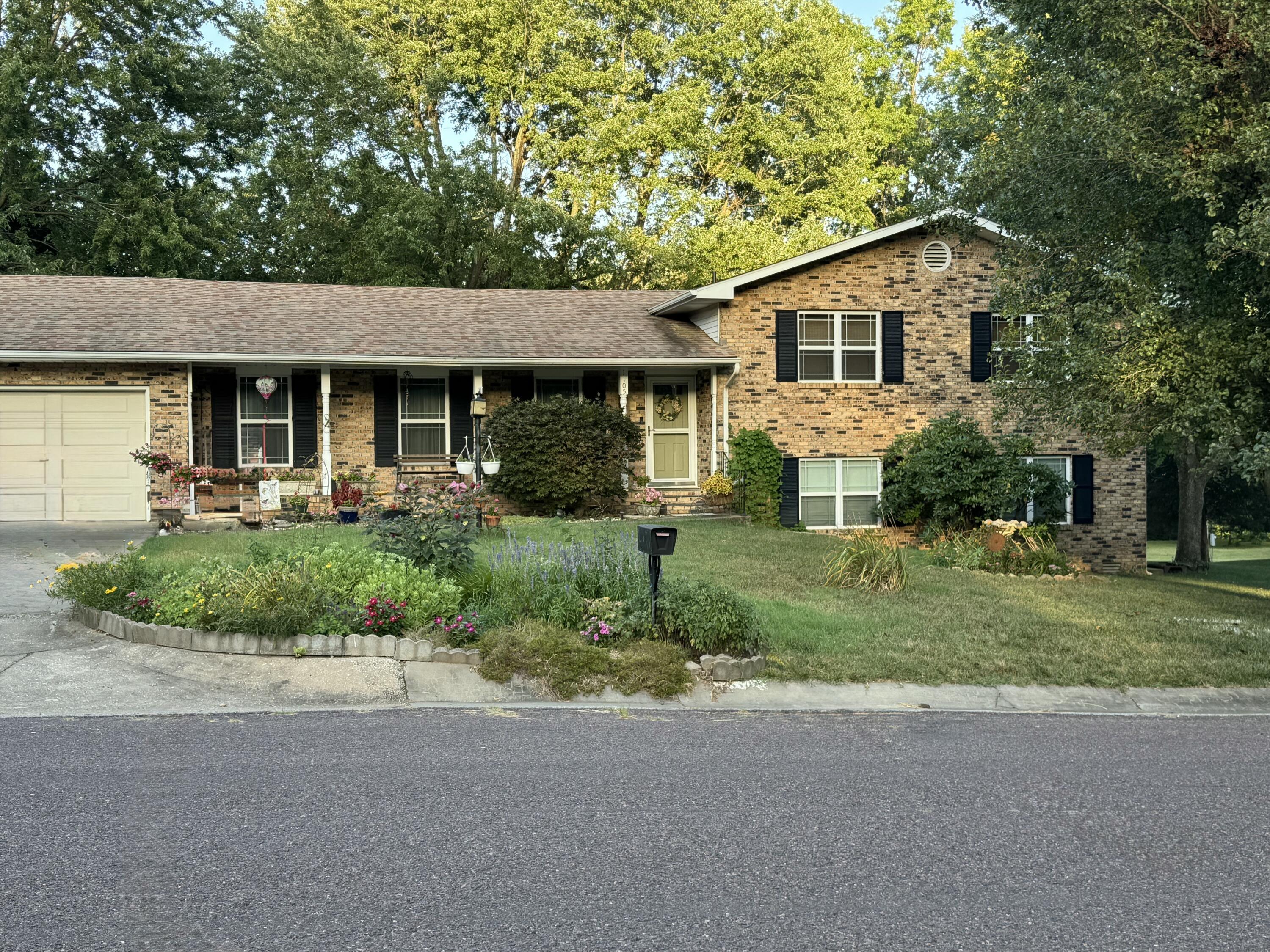 main property photo 46