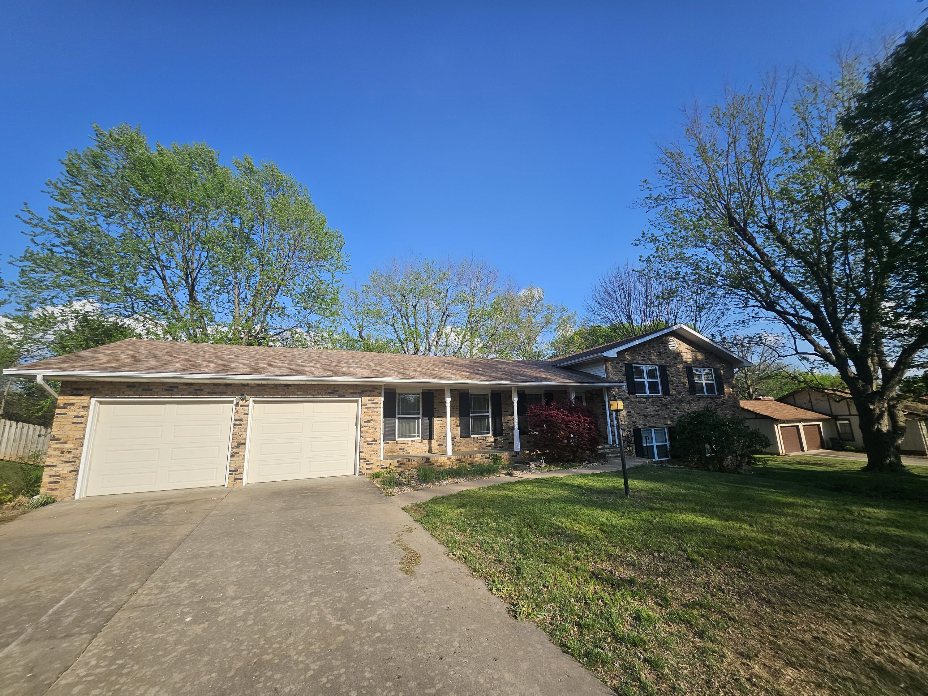 main property photo 50