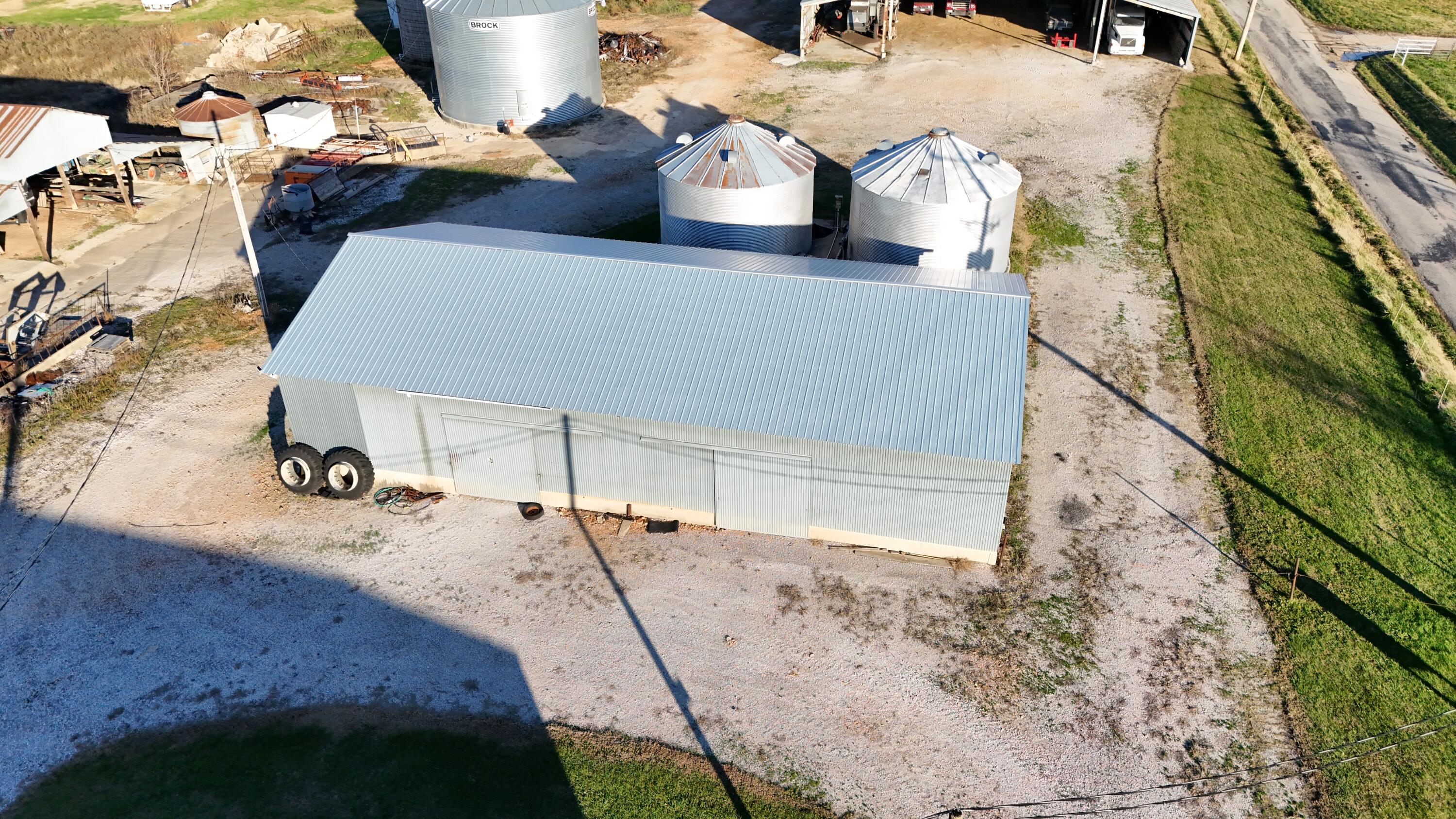 main property photo 8