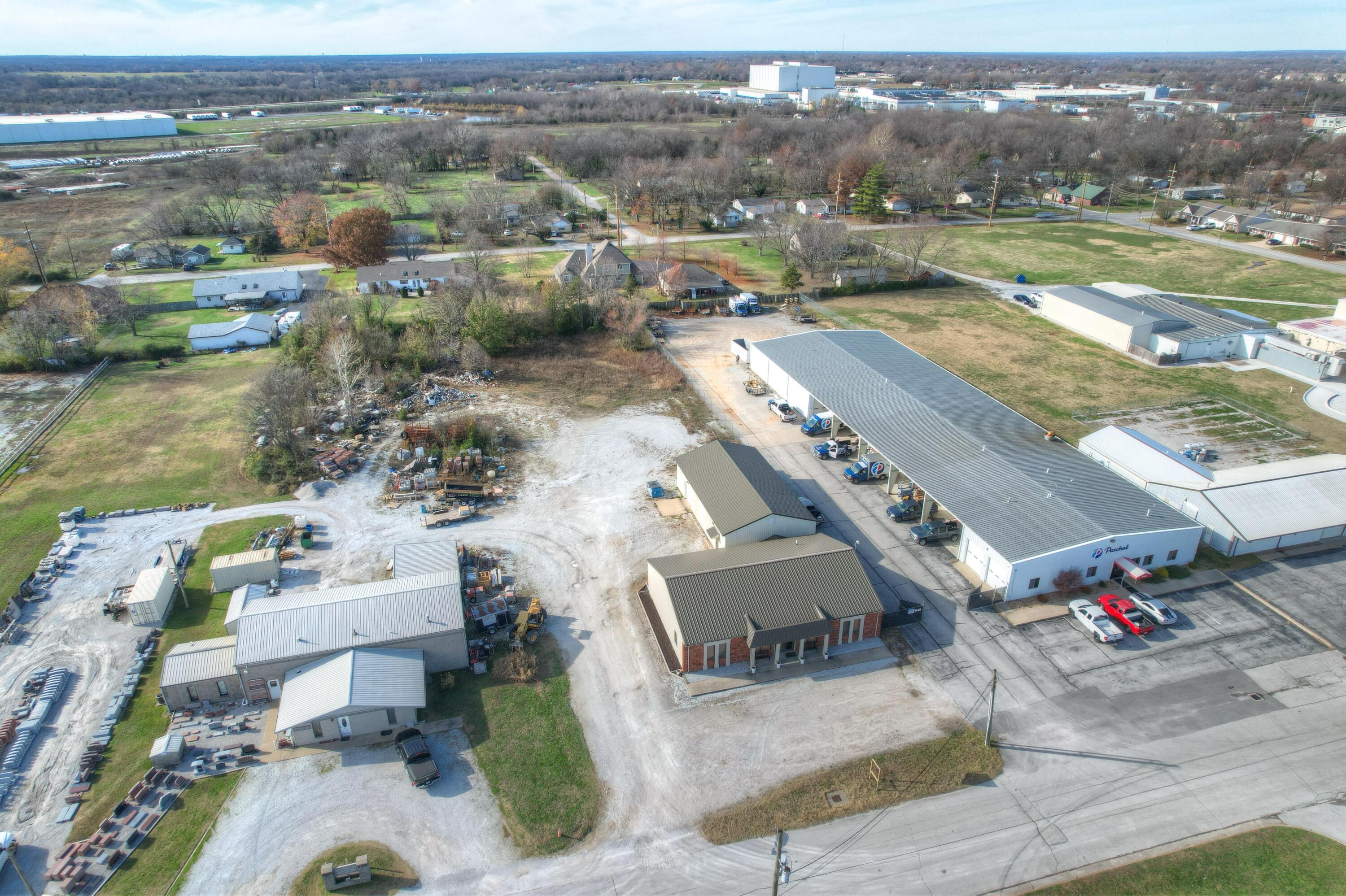 main property photo 46