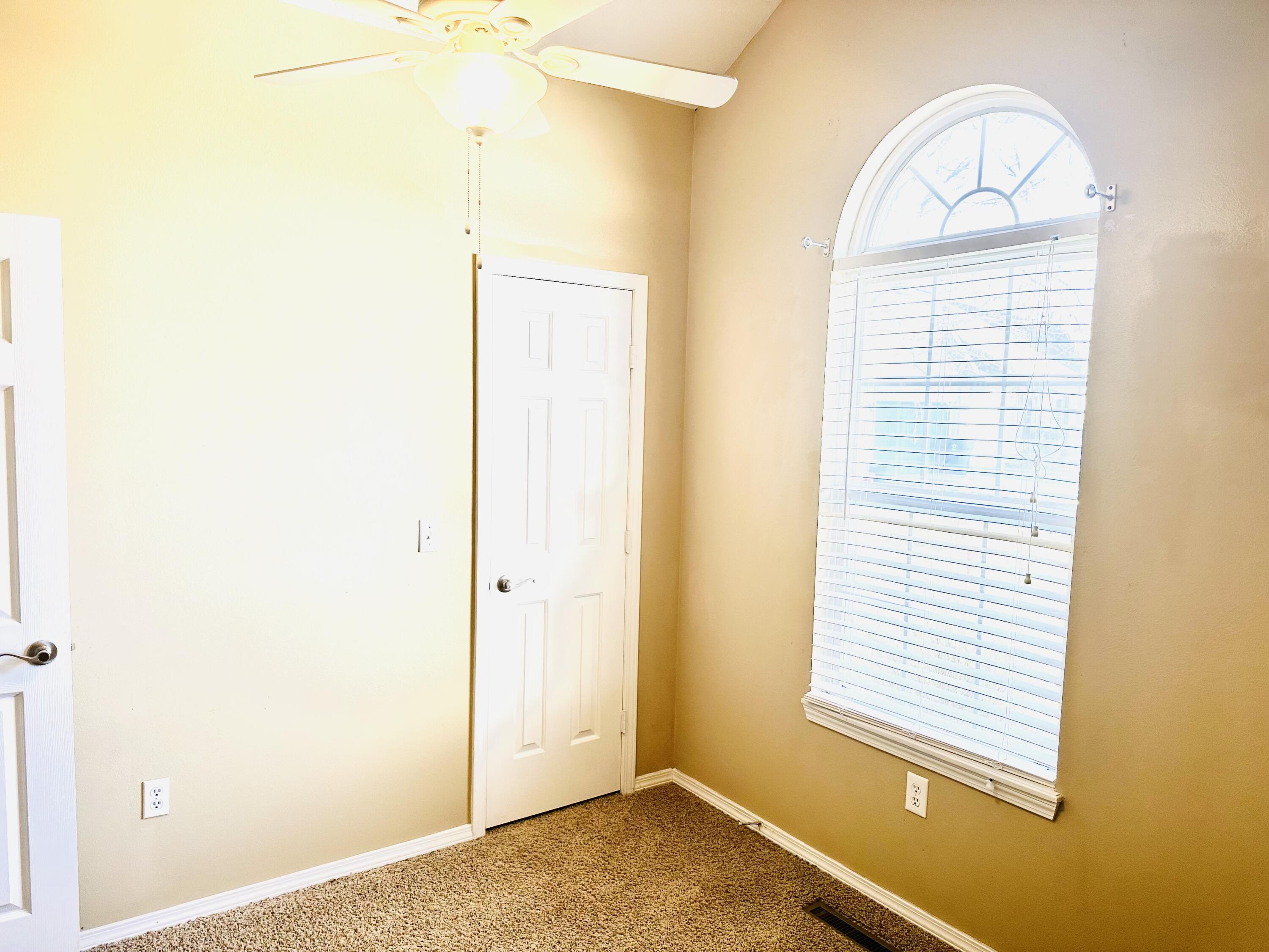 property viewer photo 17