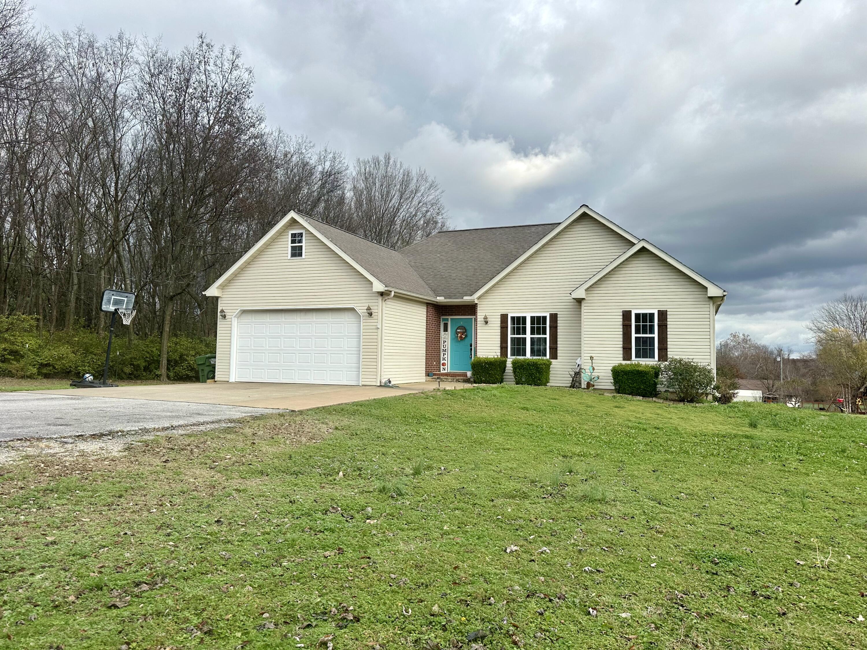 main property photo 0