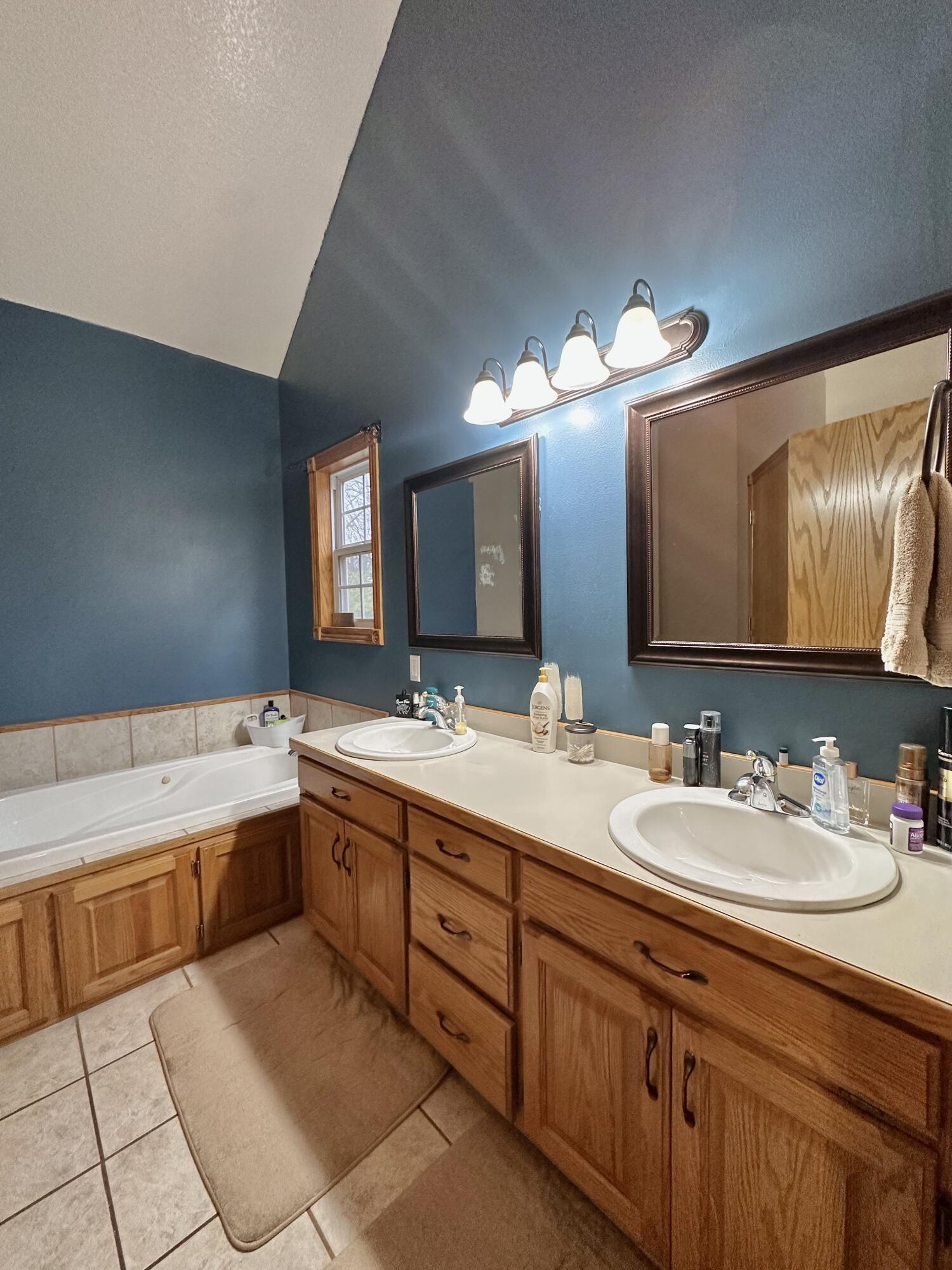 property viewer photo 10