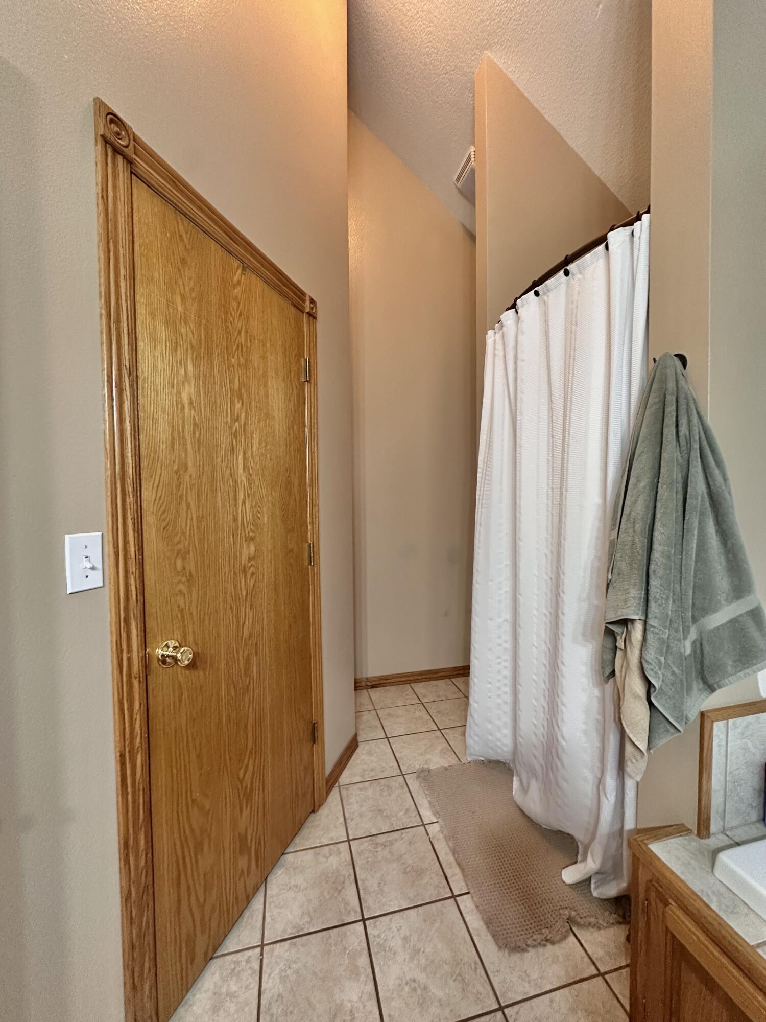 property viewer photo 12
