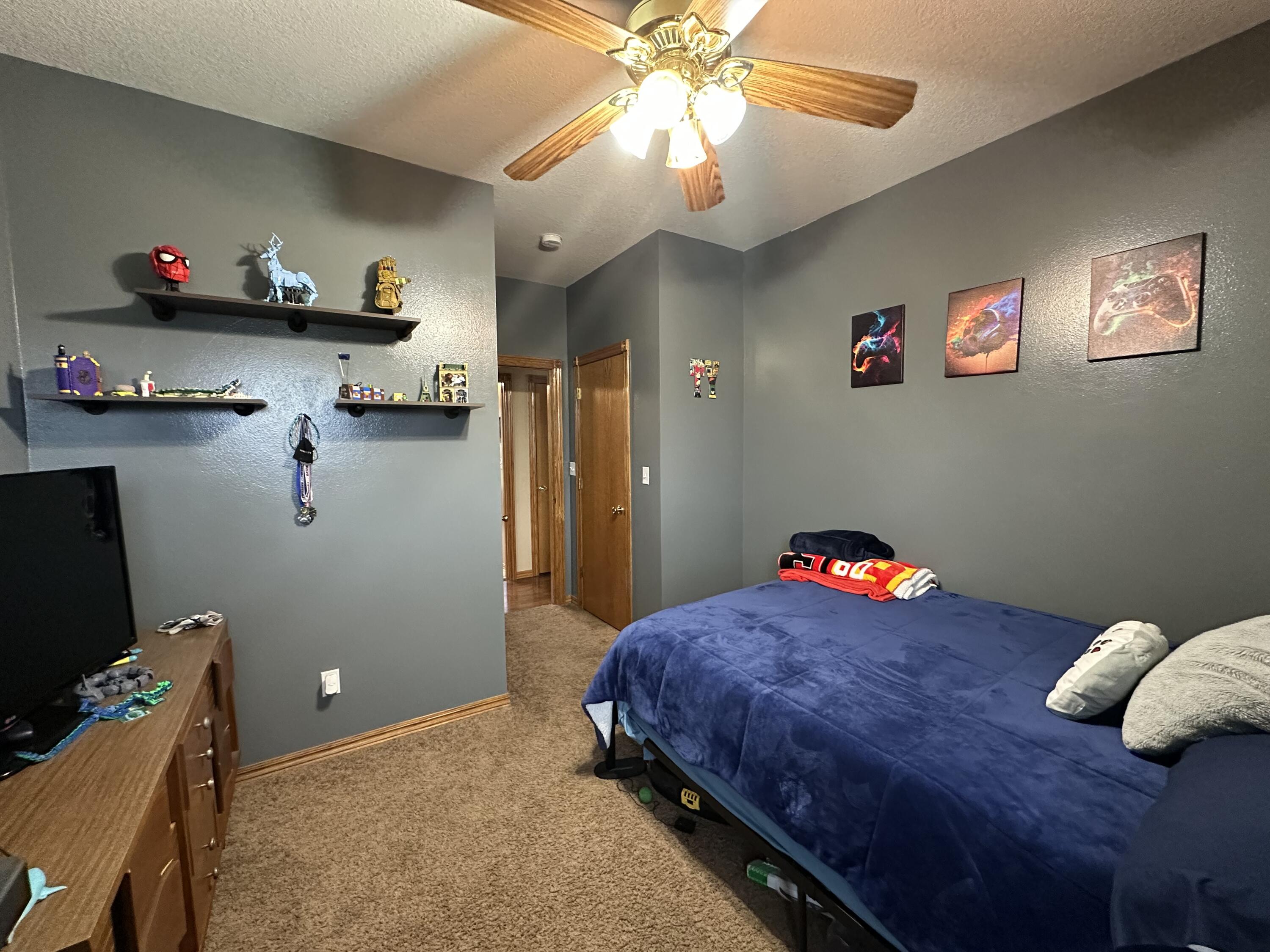 property viewer photo 16