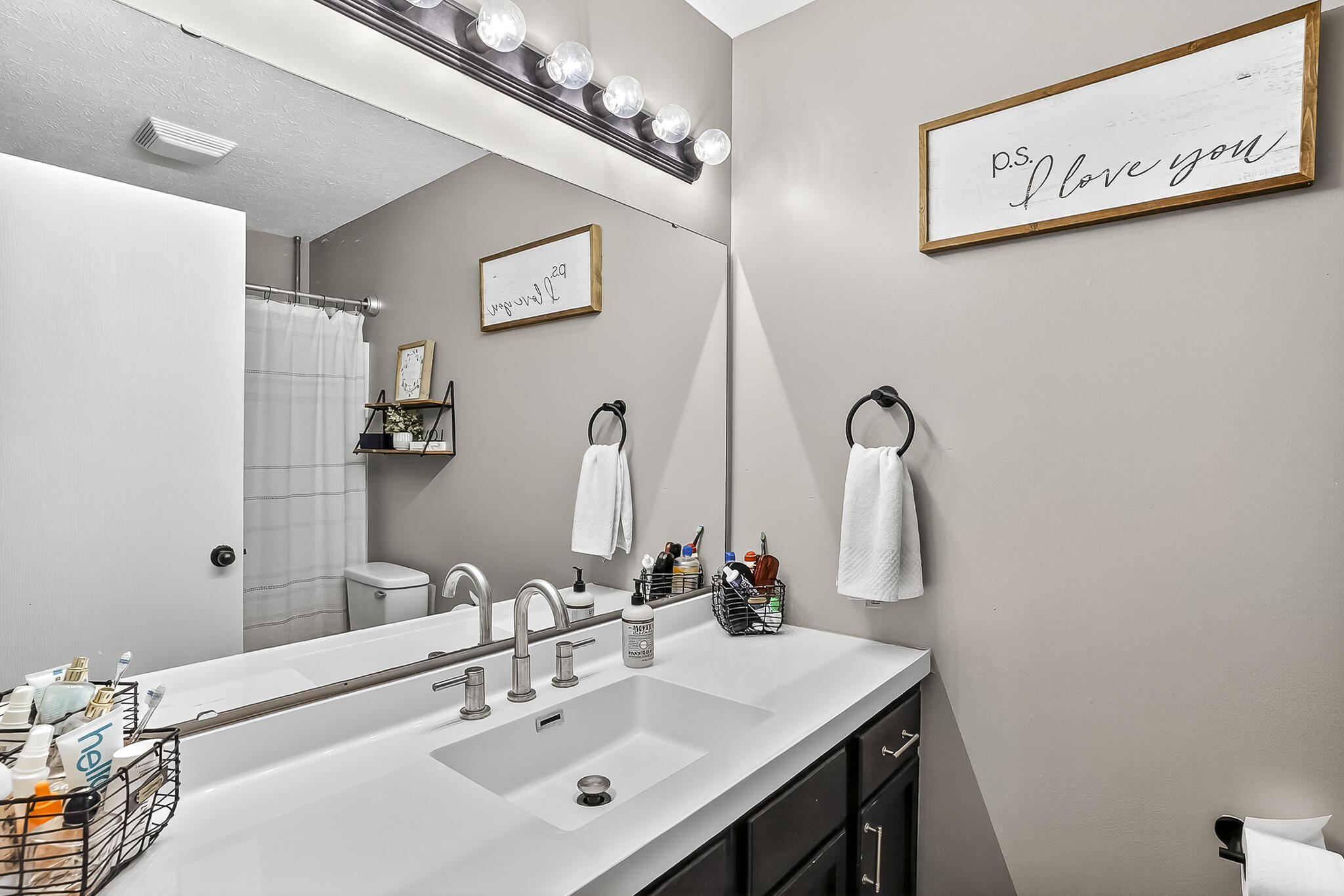 property viewer photo 15