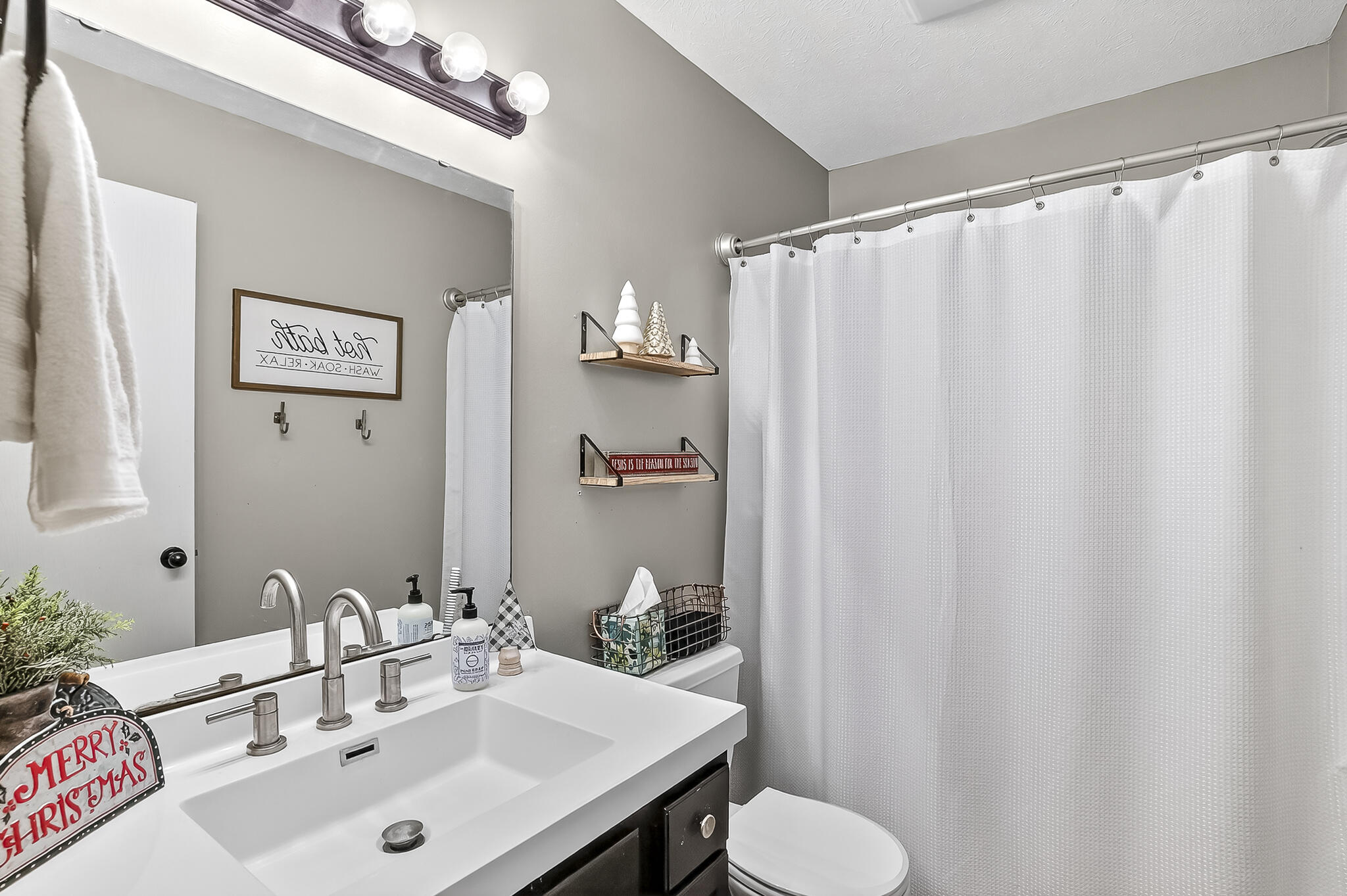property viewer photo 16
