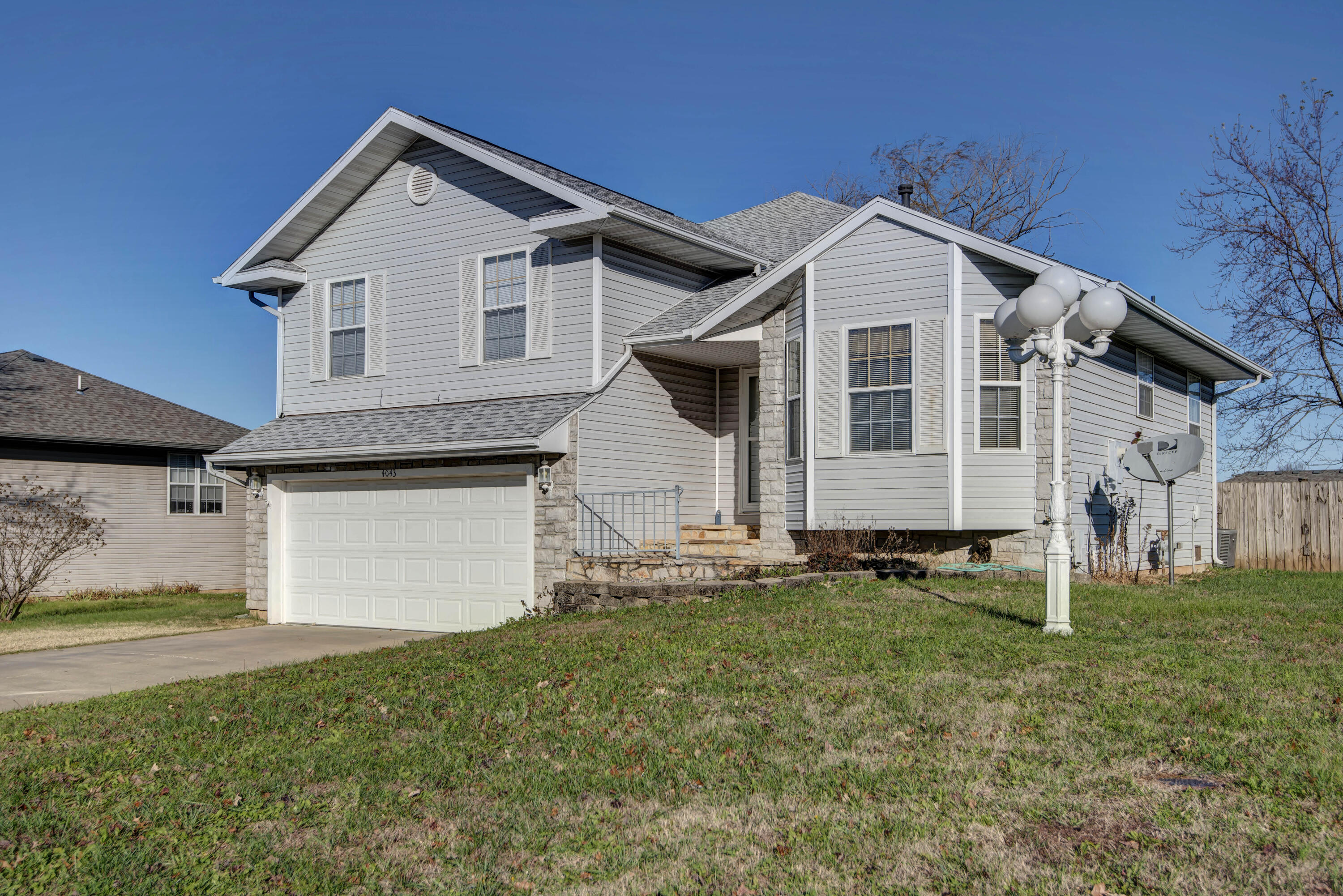 main property photo 0