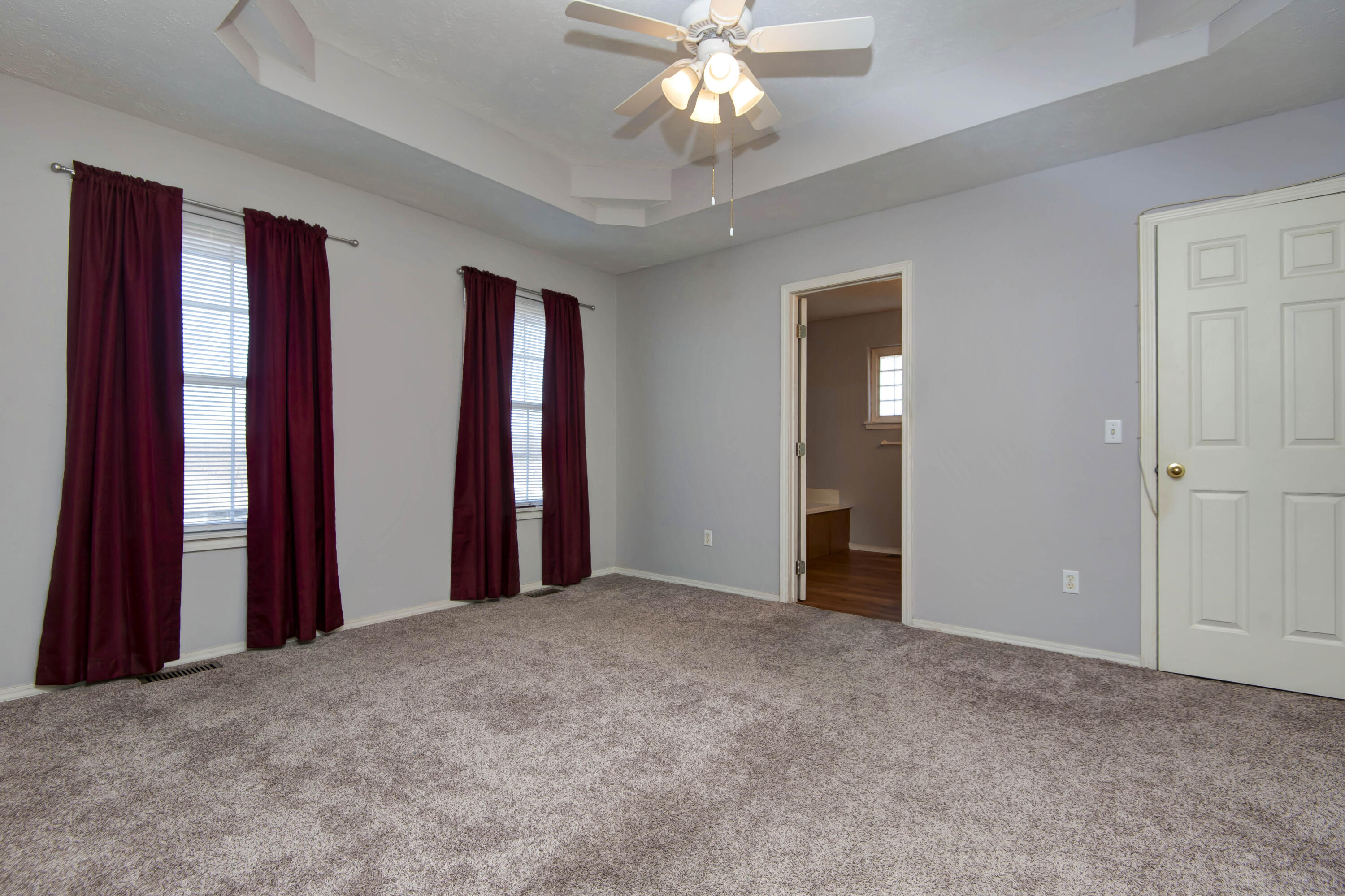 property viewer photo 12