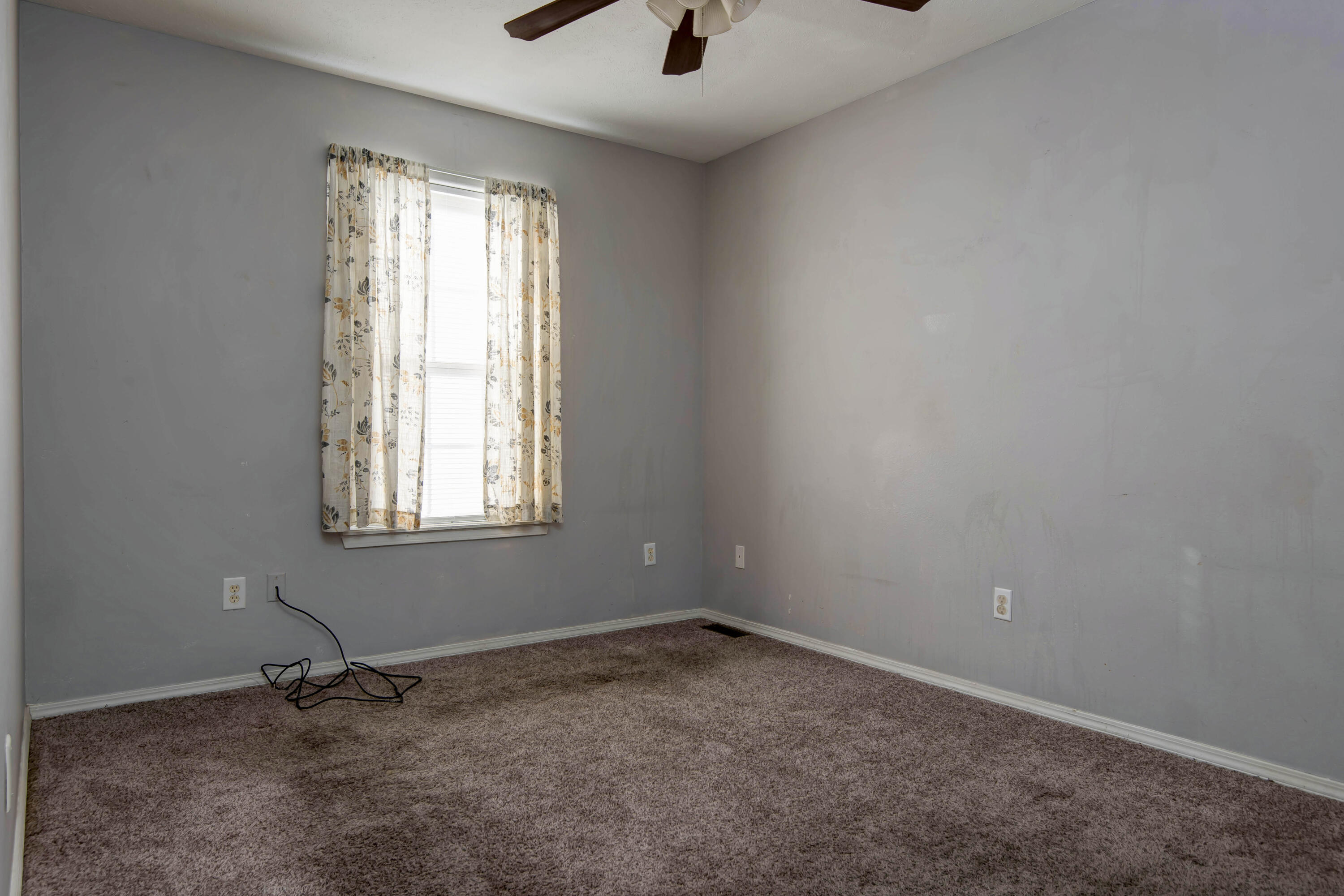 property viewer photo 17