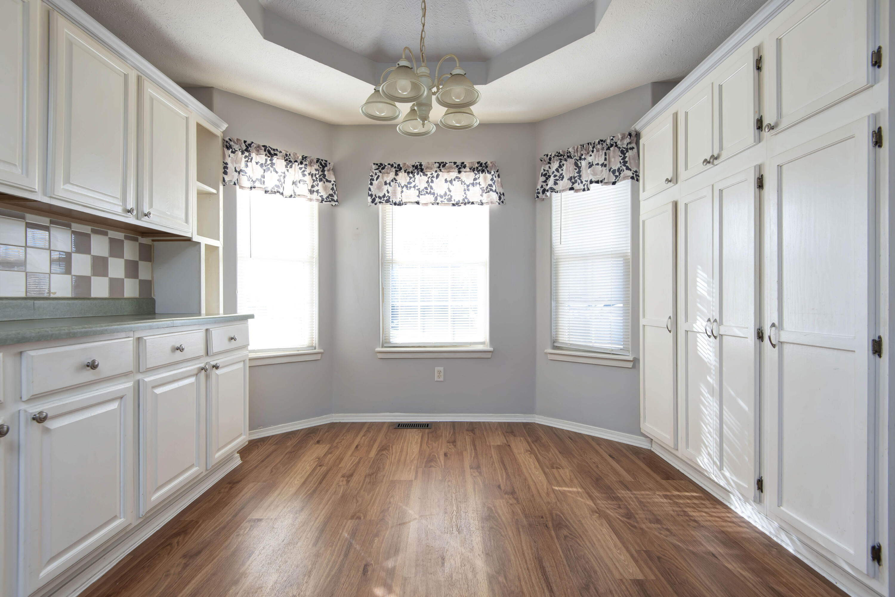 property viewer photo 3