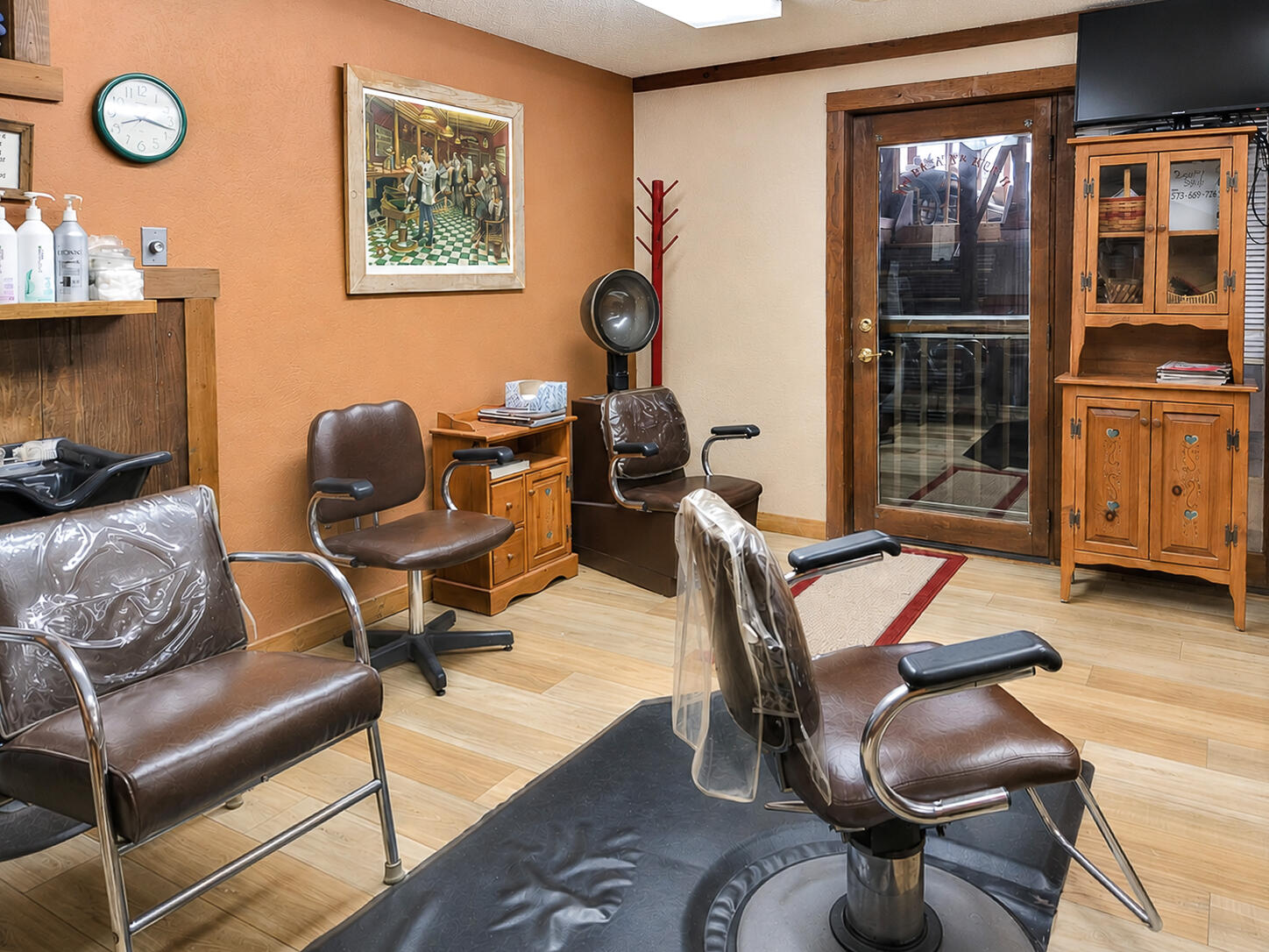 main property photo 15