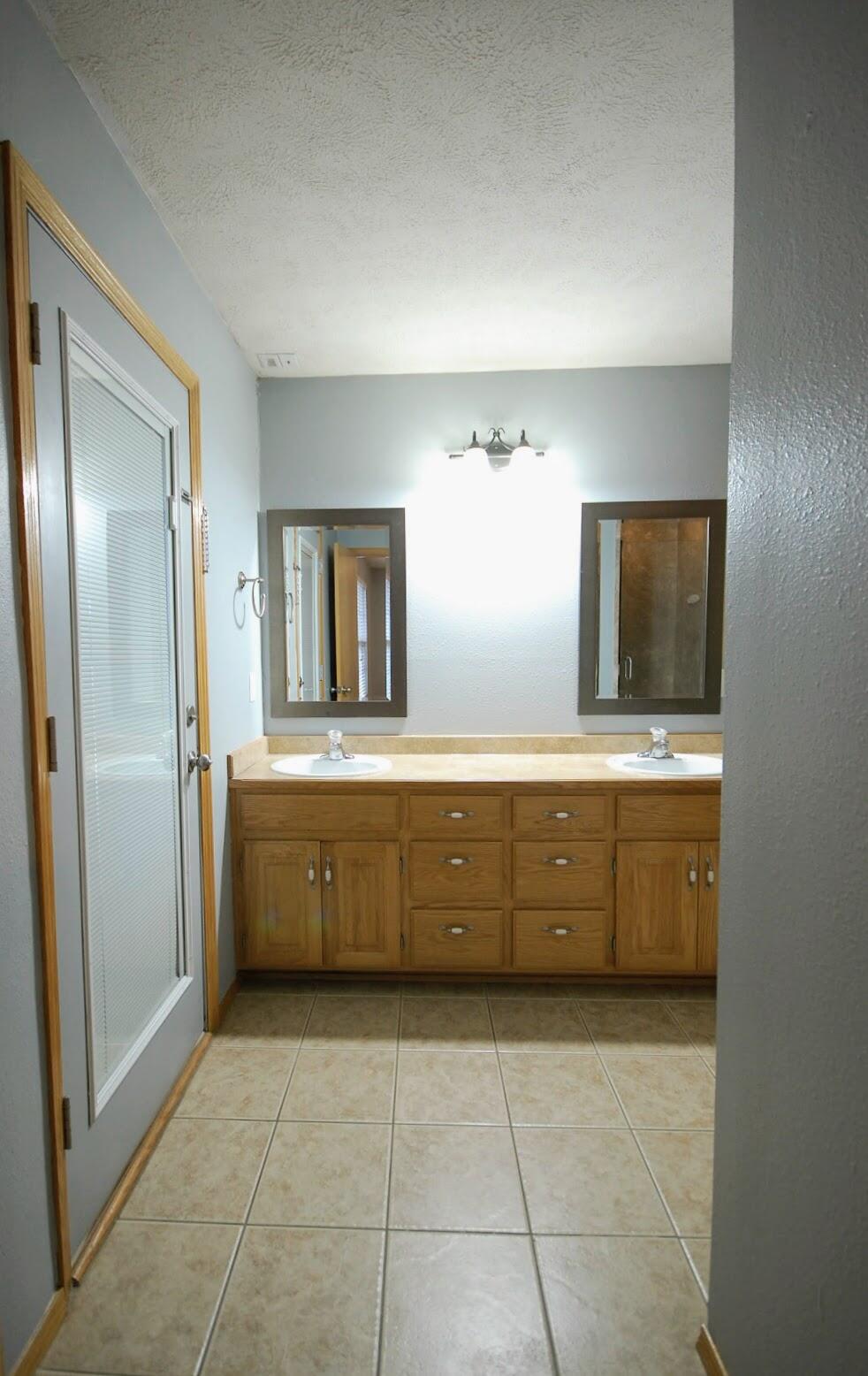 property viewer photo 19