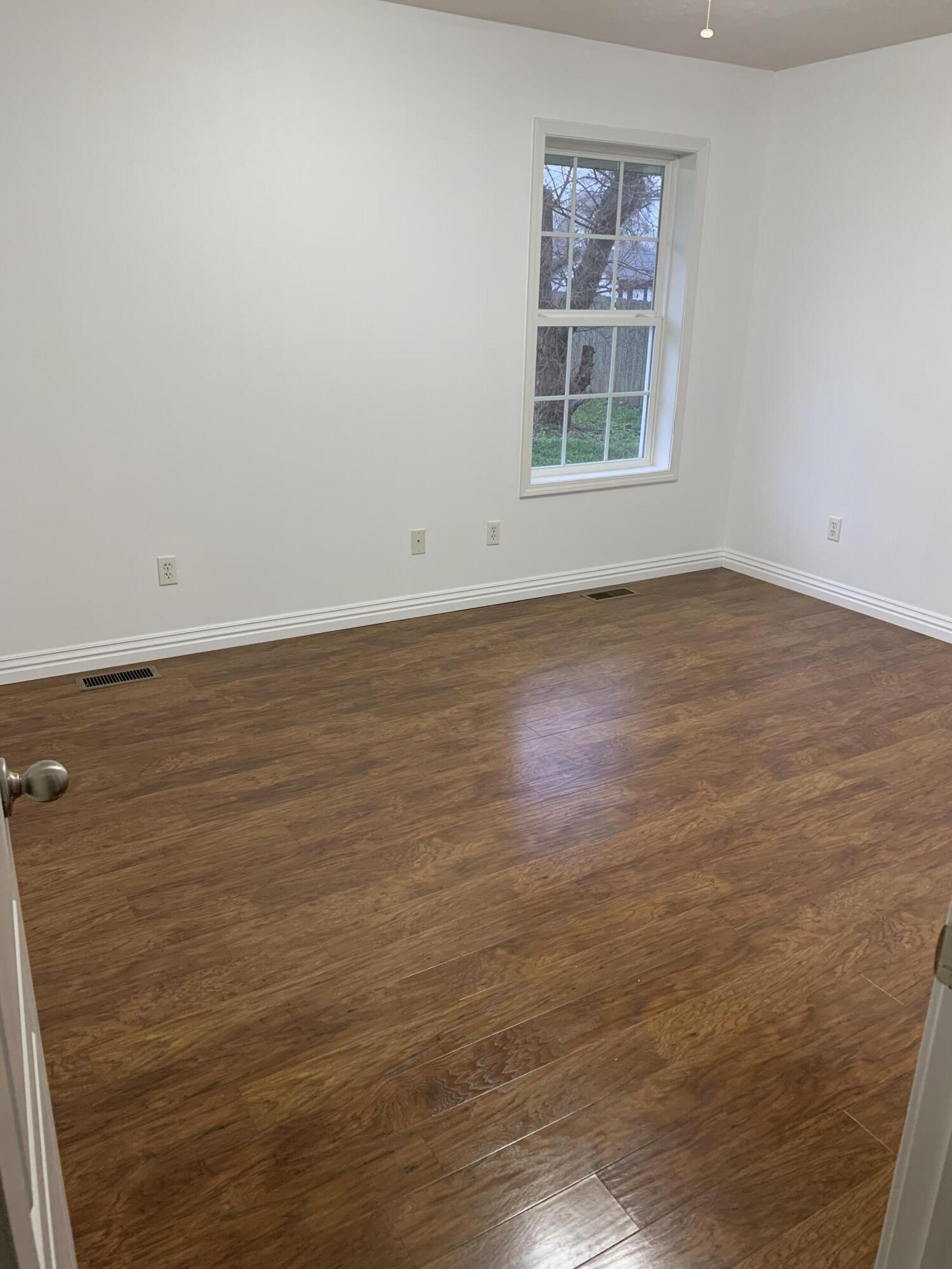 property viewer photo 13