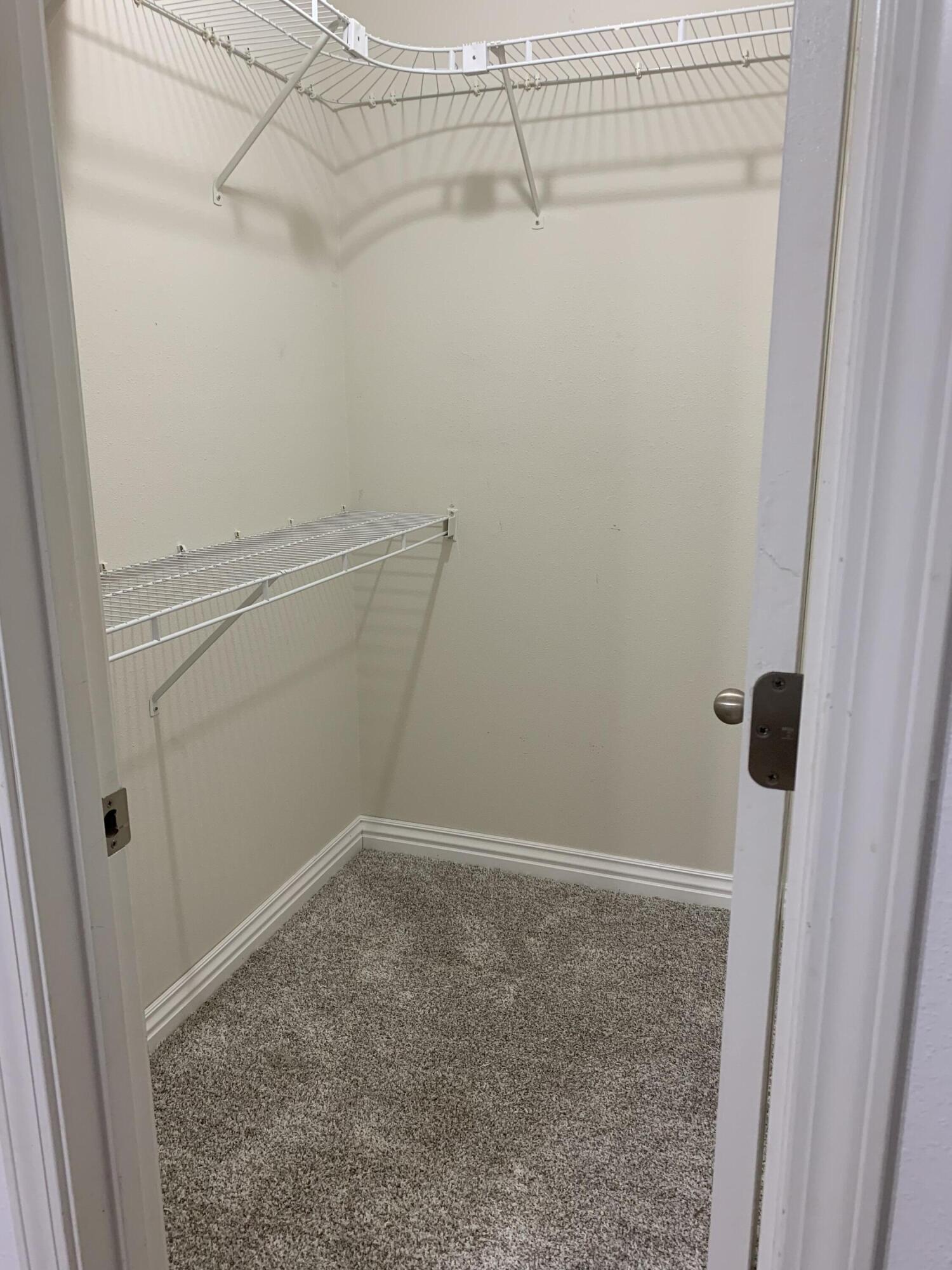 property viewer photo 14
