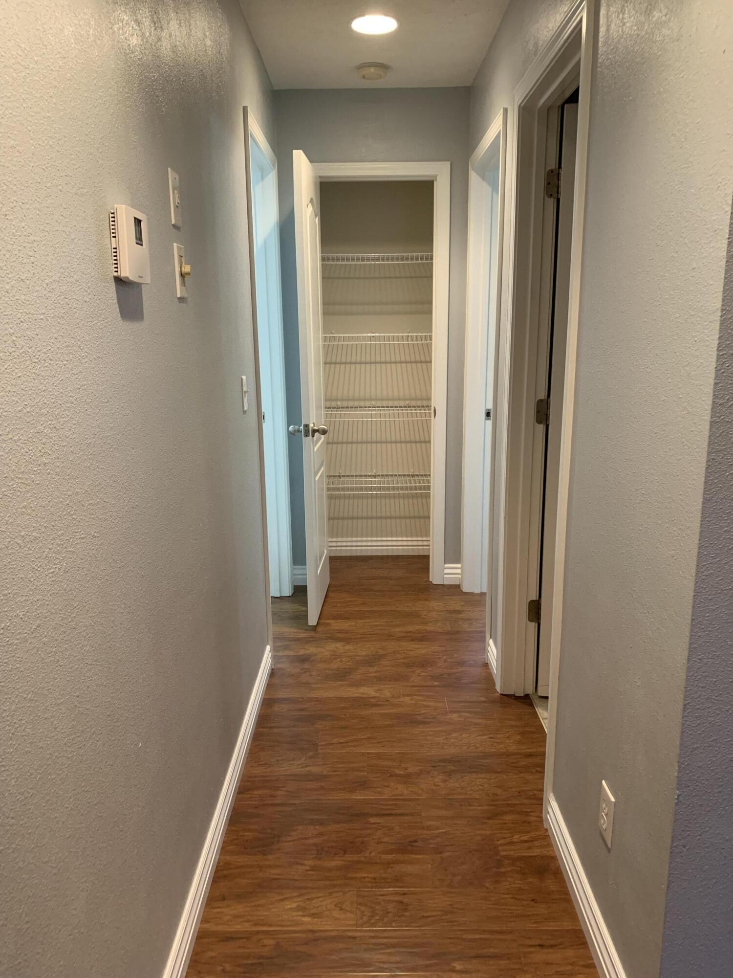 property viewer photo 16